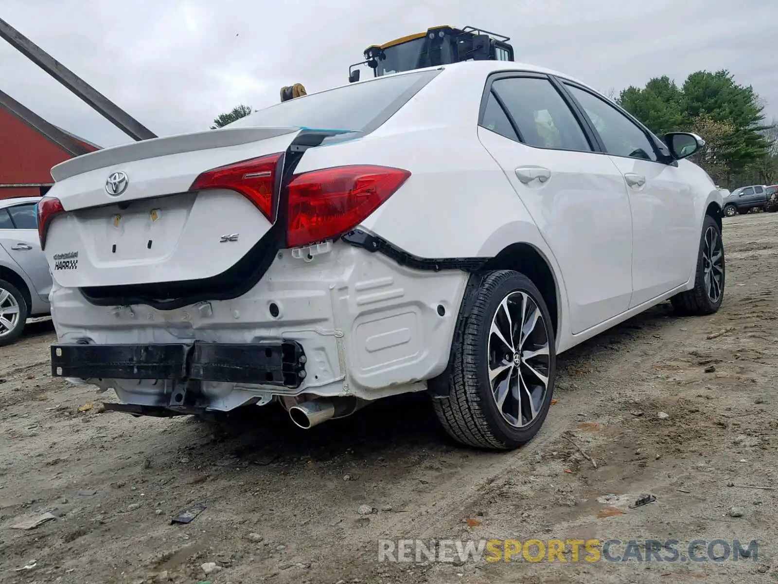 4 Photograph of a damaged car 2T1BURHE6KC156621 TOYOTA COROLLA 2019