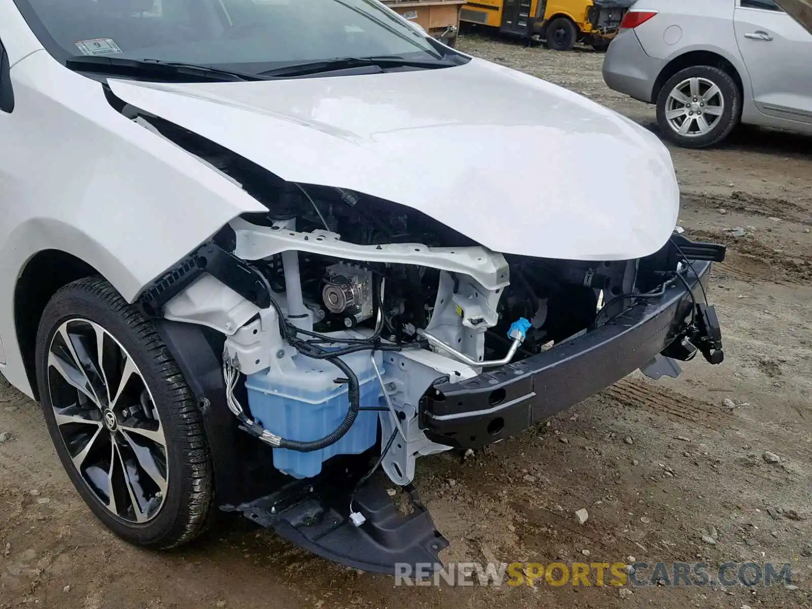 9 Photograph of a damaged car 2T1BURHE6KC156621 TOYOTA COROLLA 2019