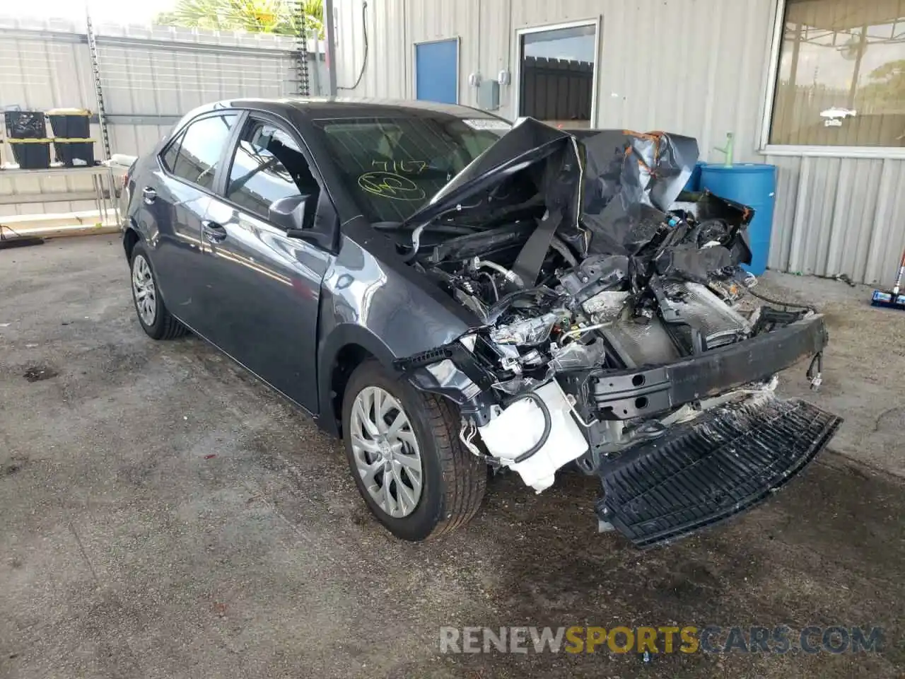 1 Photograph of a damaged car 2T1BURHE6KC156893 TOYOTA COROLLA 2019