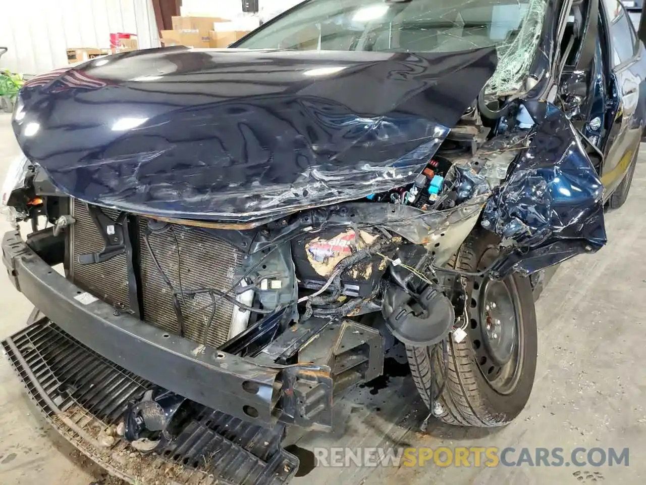 9 Photograph of a damaged car 2T1BURHE6KC157817 TOYOTA COROLLA 2019