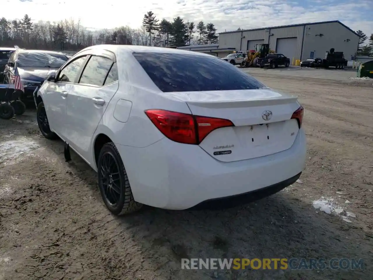 3 Photograph of a damaged car 2T1BURHE6KC158028 TOYOTA COROLLA 2019