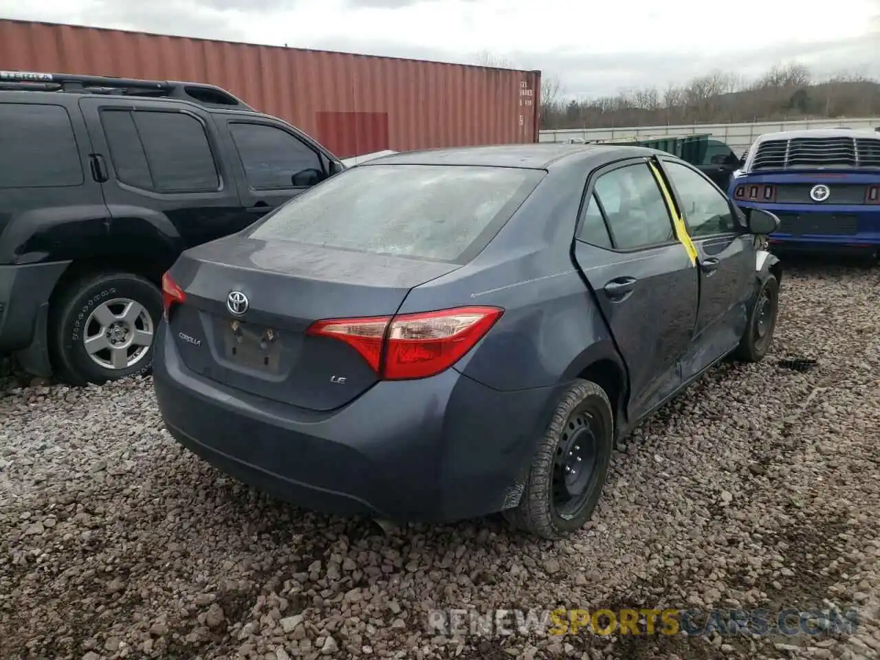 4 Photograph of a damaged car 2T1BURHE6KC158272 TOYOTA COROLLA 2019