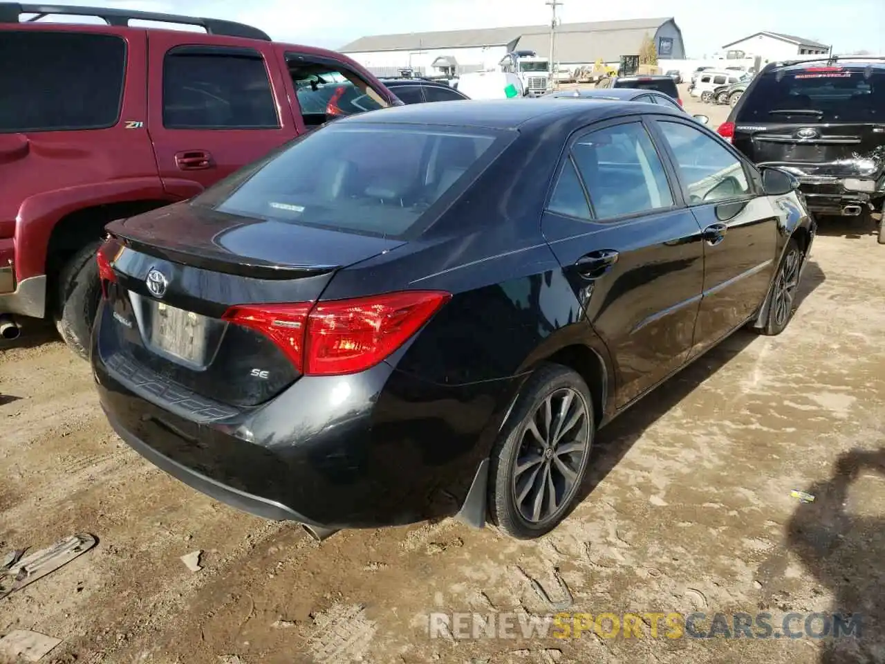 4 Photograph of a damaged car 2T1BURHE6KC158613 TOYOTA COROLLA 2019