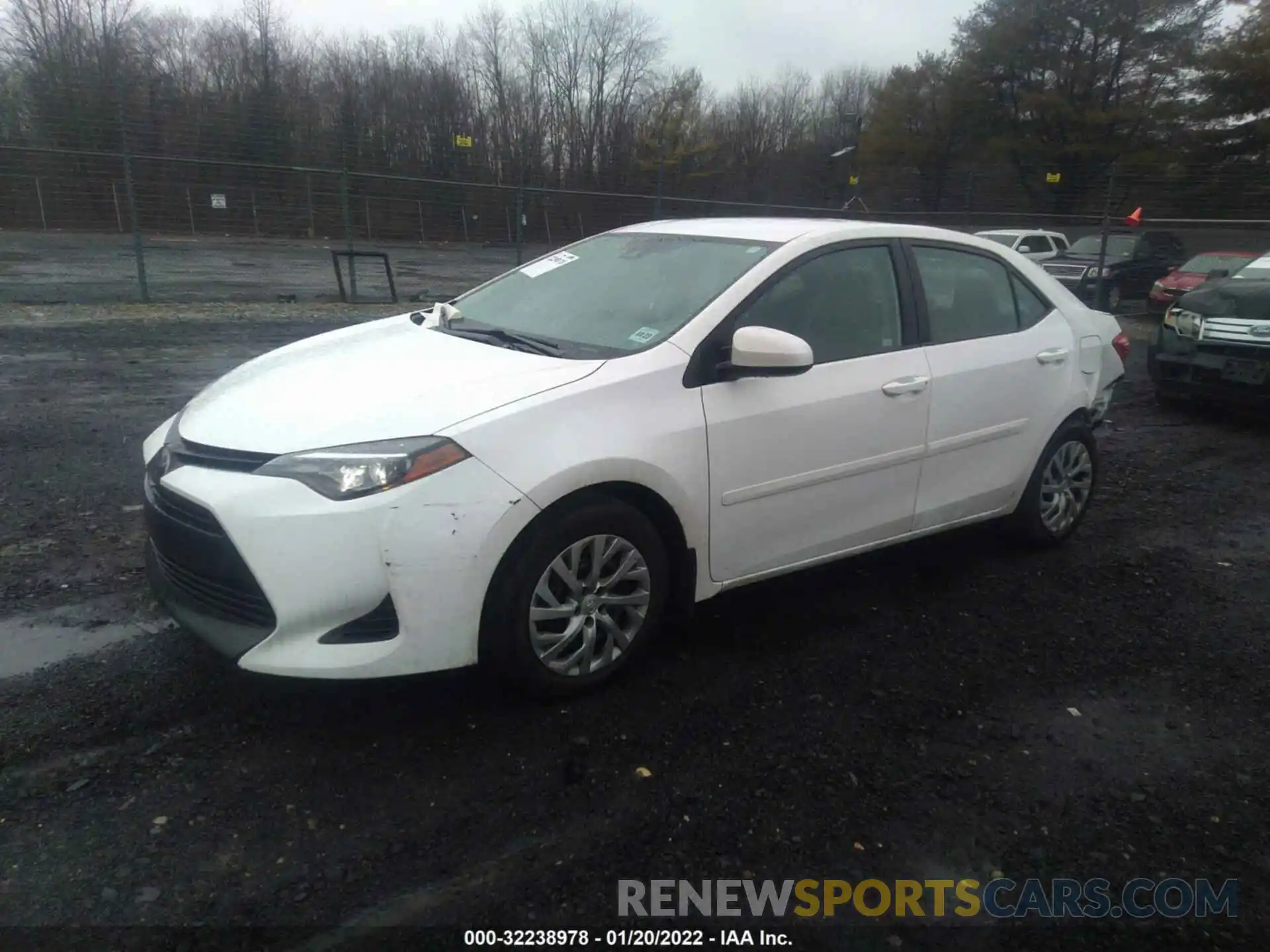 2 Photograph of a damaged car 2T1BURHE6KC158868 TOYOTA COROLLA 2019