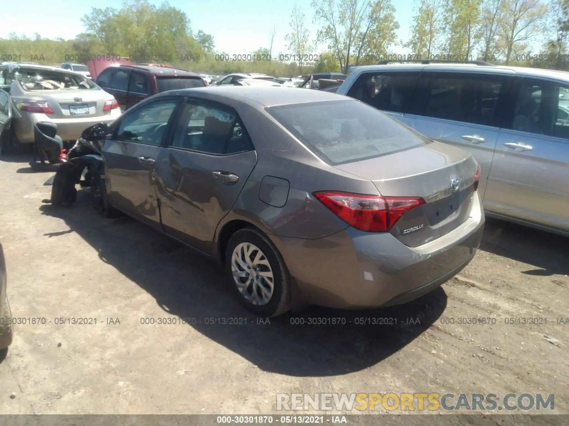 3 Photograph of a damaged car 2T1BURHE6KC159051 TOYOTA COROLLA 2019