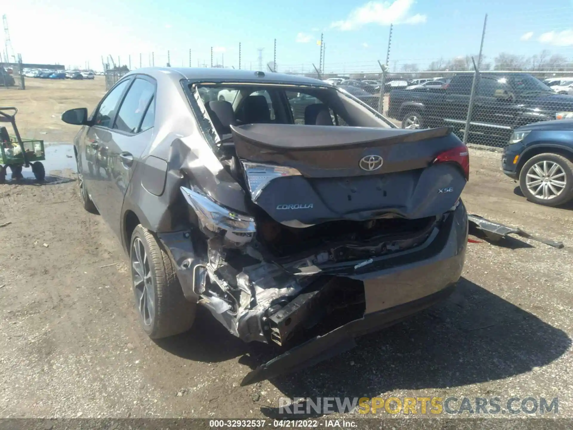 6 Photograph of a damaged car 2T1BURHE6KC159390 TOYOTA COROLLA 2019