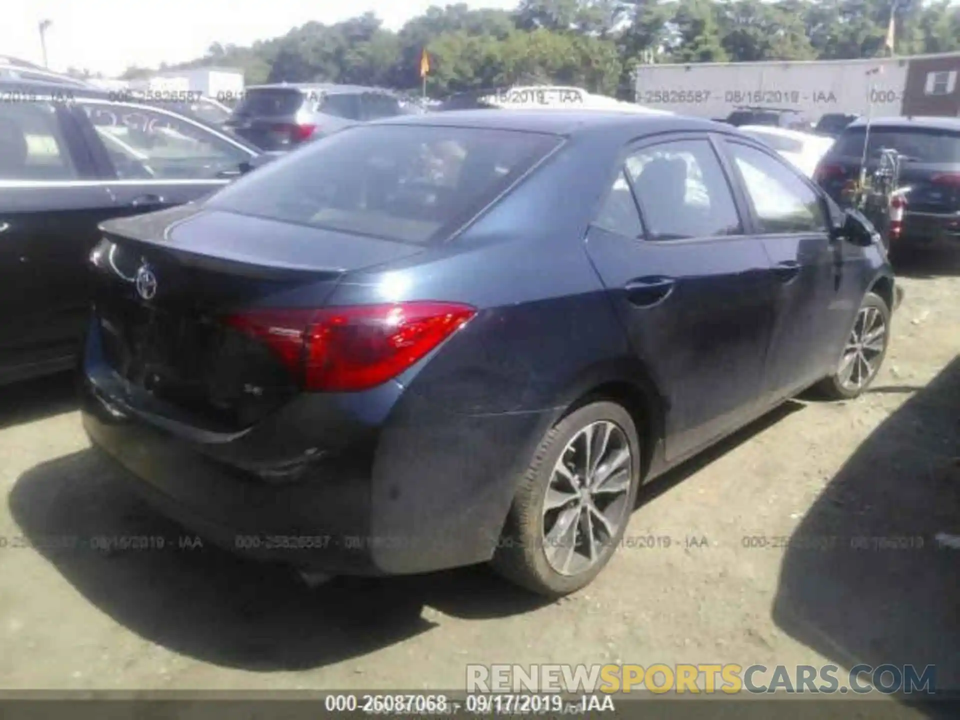 4 Photograph of a damaged car 2T1BURHE6KC159504 TOYOTA COROLLA 2019