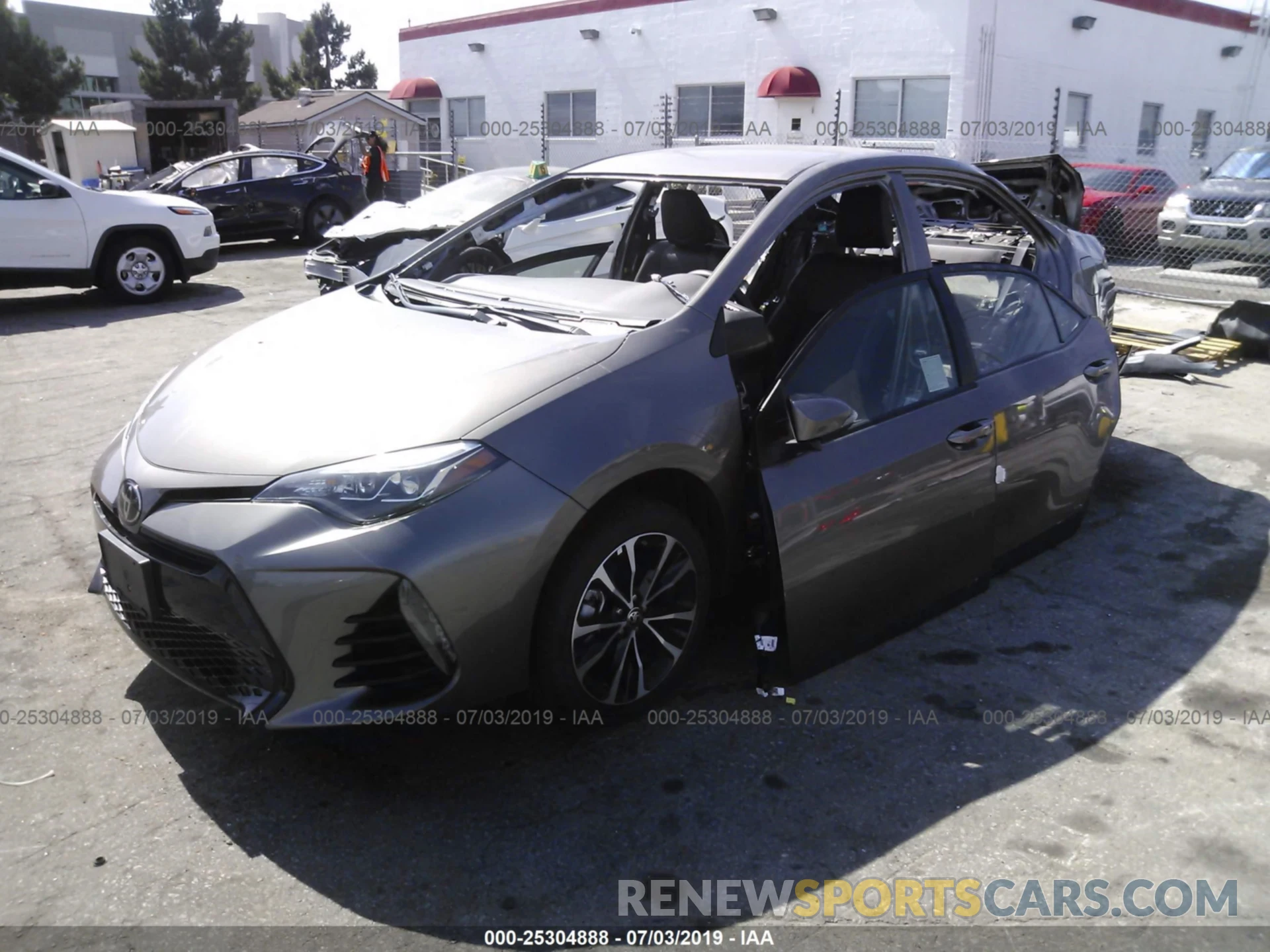 2 Photograph of a damaged car 2T1BURHE6KC160037 TOYOTA COROLLA 2019