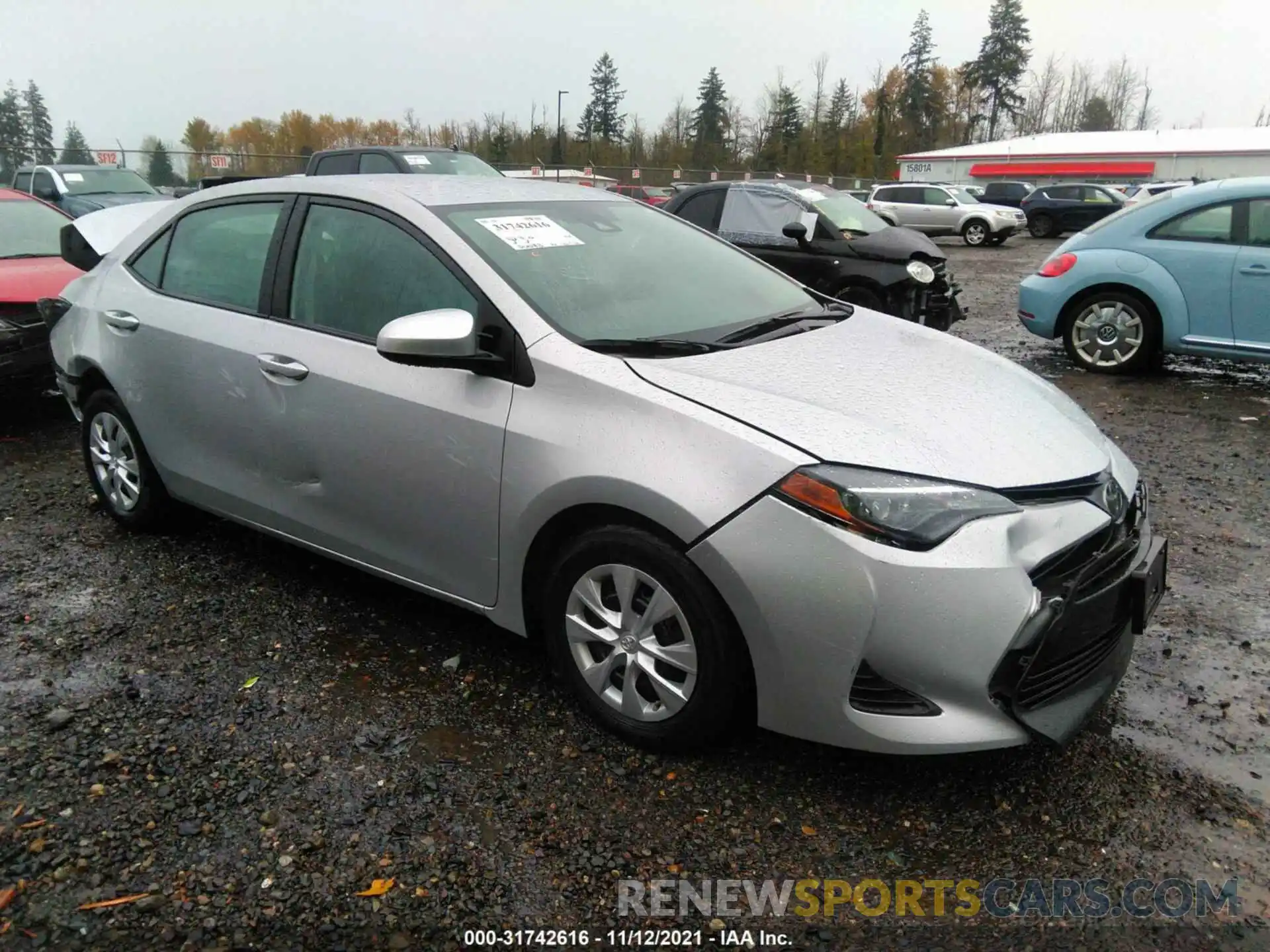 1 Photograph of a damaged car 2T1BURHE6KC160250 TOYOTA COROLLA 2019