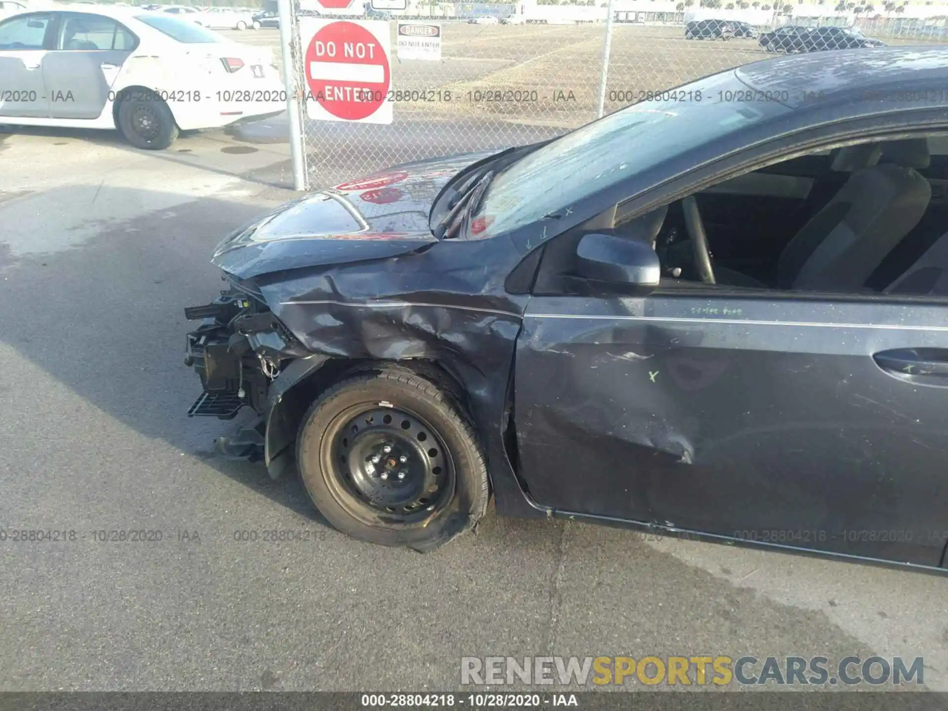 6 Photograph of a damaged car 2T1BURHE6KC160698 TOYOTA COROLLA 2019