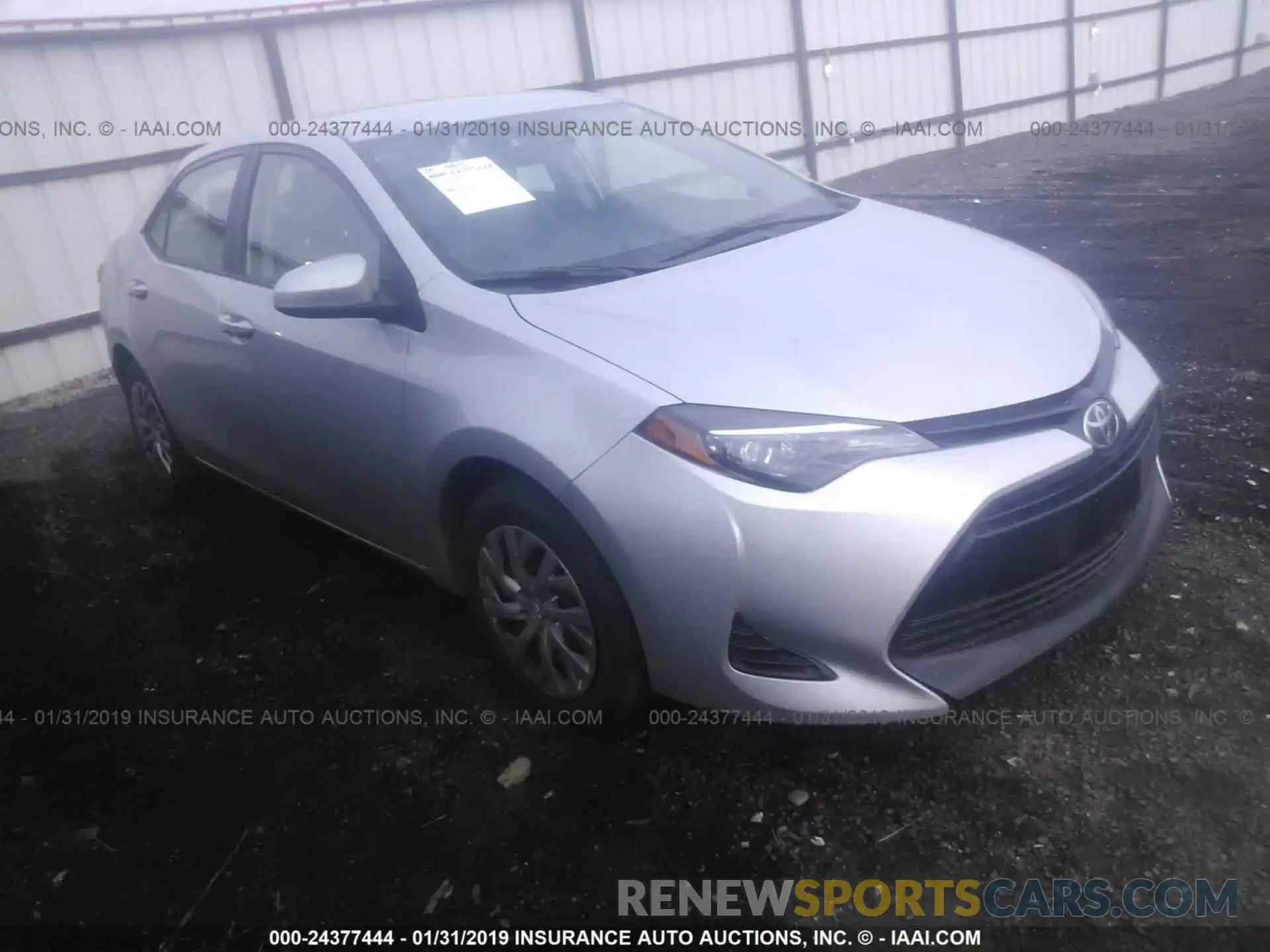 1 Photograph of a damaged car 2T1BURHE6KC160863 TOYOTA COROLLA 2019