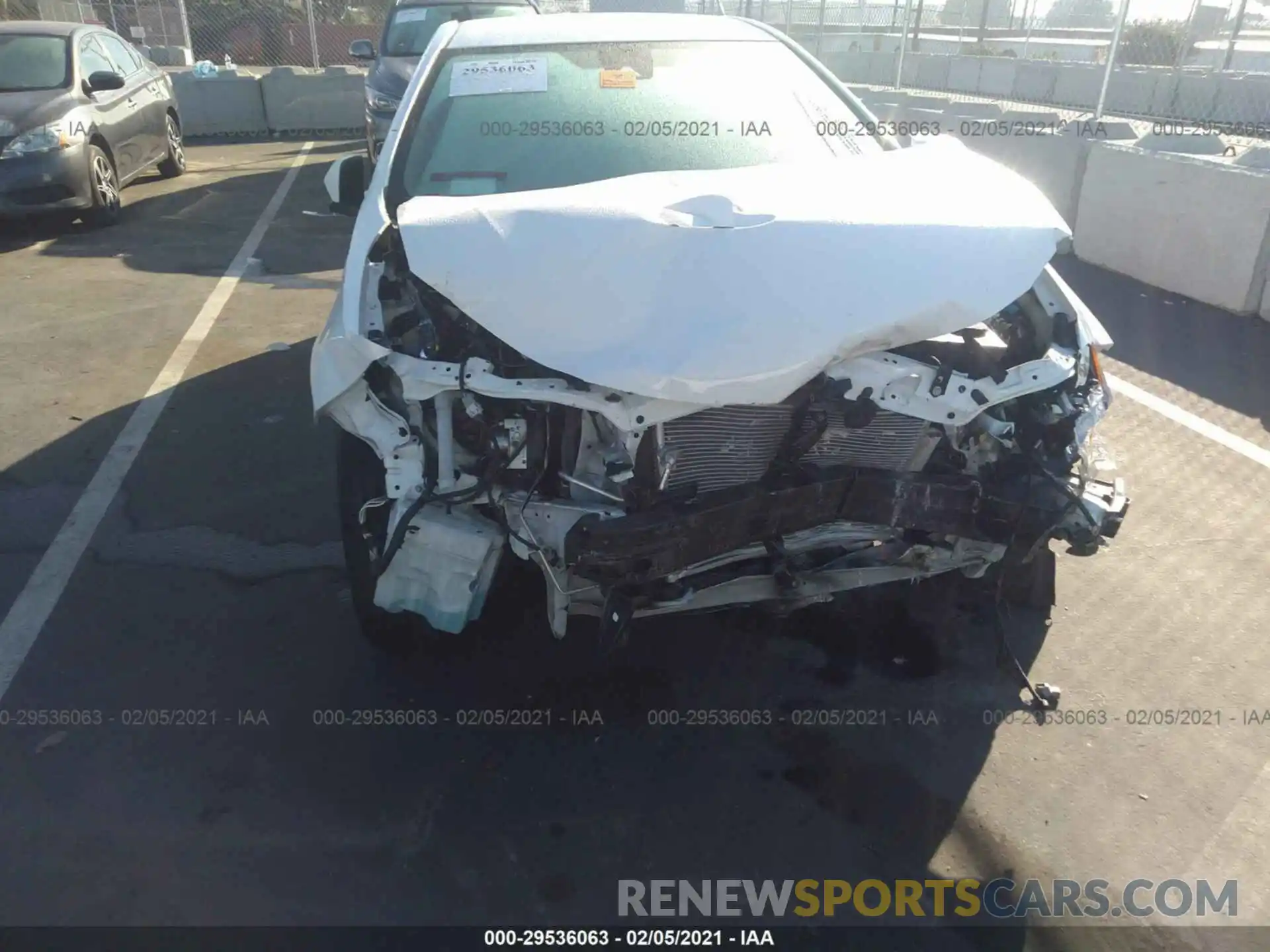 6 Photograph of a damaged car 2T1BURHE6KC161530 TOYOTA COROLLA 2019