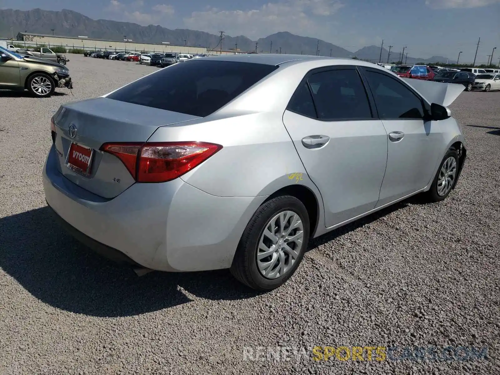 4 Photograph of a damaged car 2T1BURHE6KC162368 TOYOTA COROLLA 2019