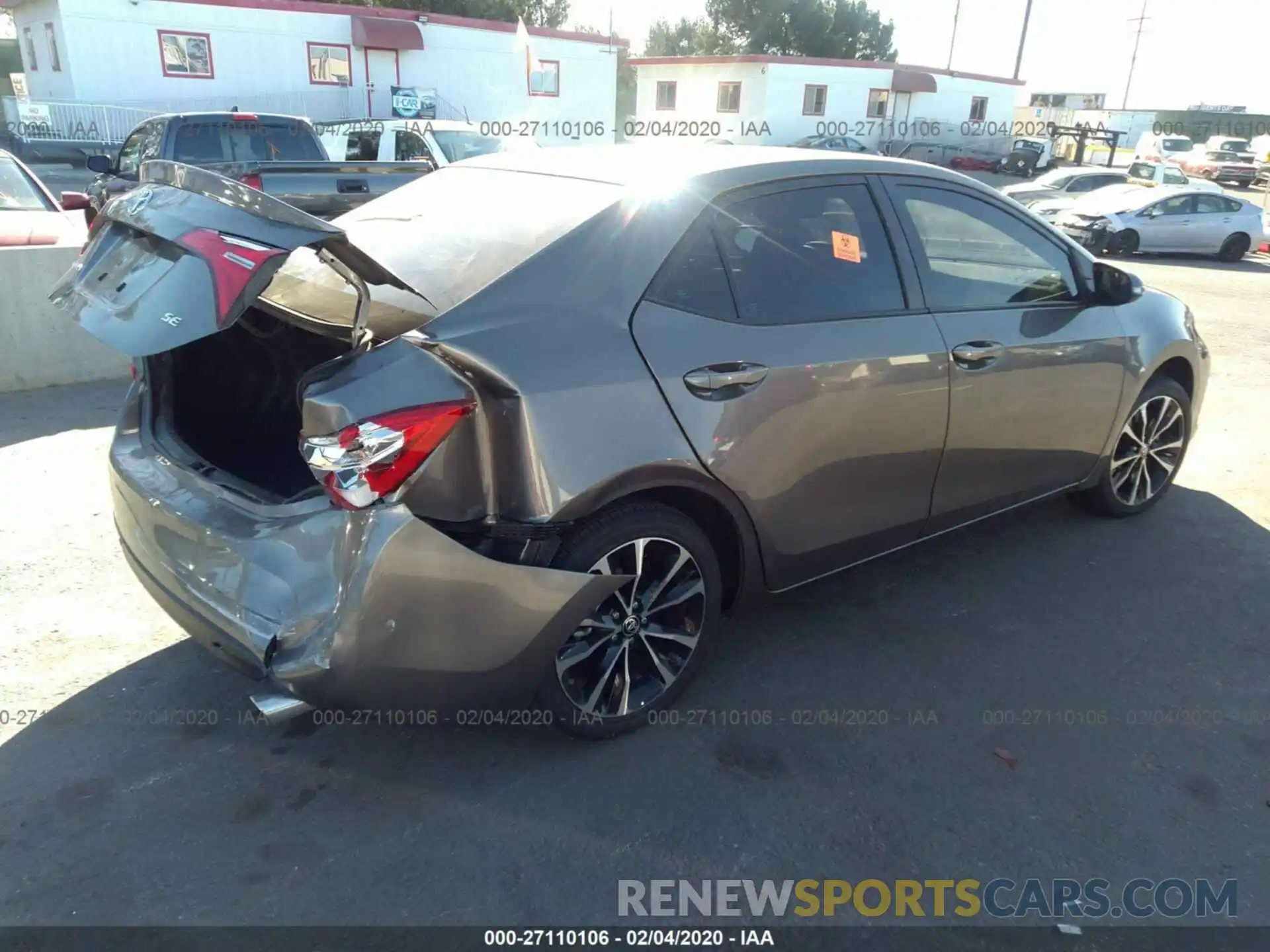 4 Photograph of a damaged car 2T1BURHE6KC162466 TOYOTA COROLLA 2019