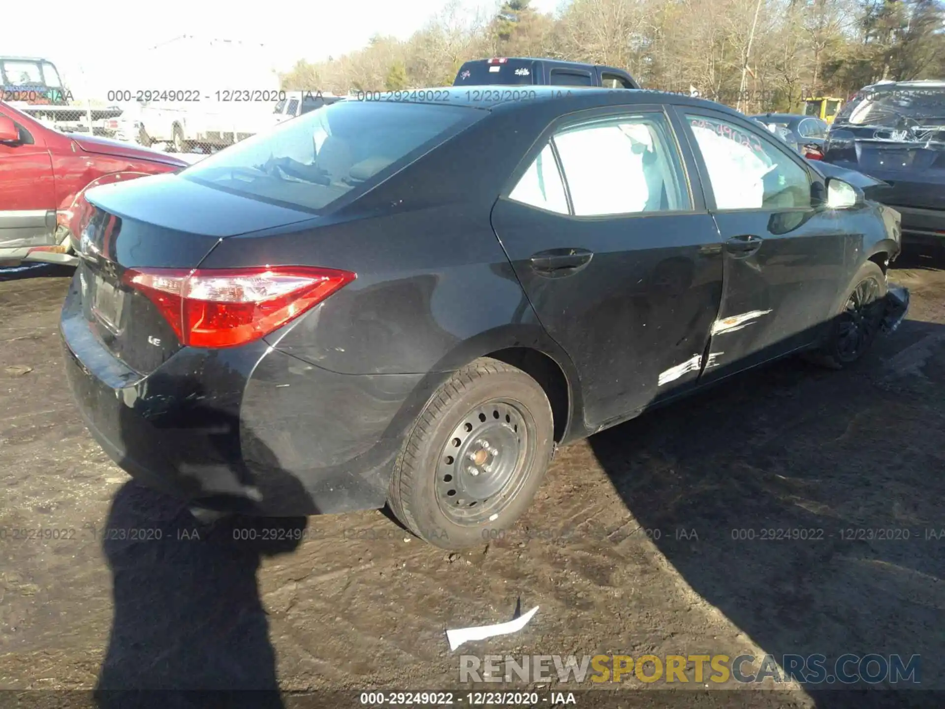 4 Photograph of a damaged car 2T1BURHE6KC162810 TOYOTA COROLLA 2019