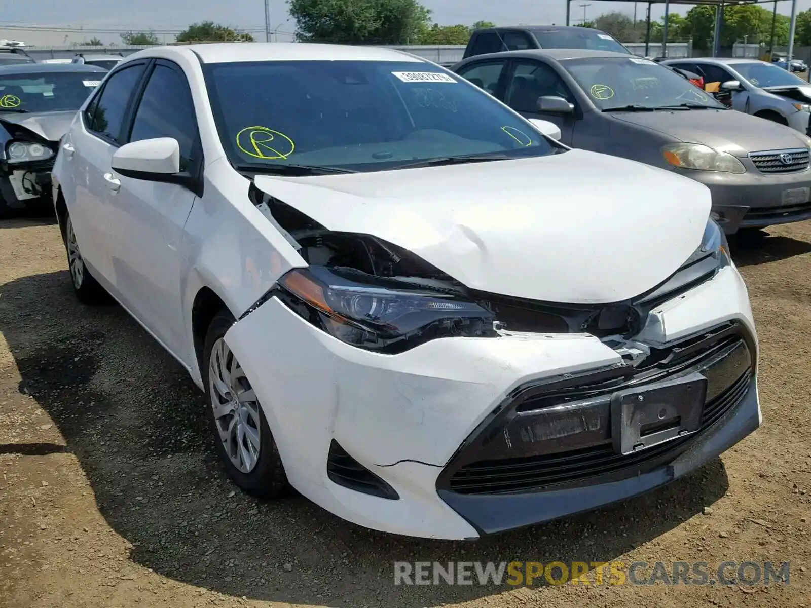 1 Photograph of a damaged car 2T1BURHE6KC163066 TOYOTA COROLLA 2019