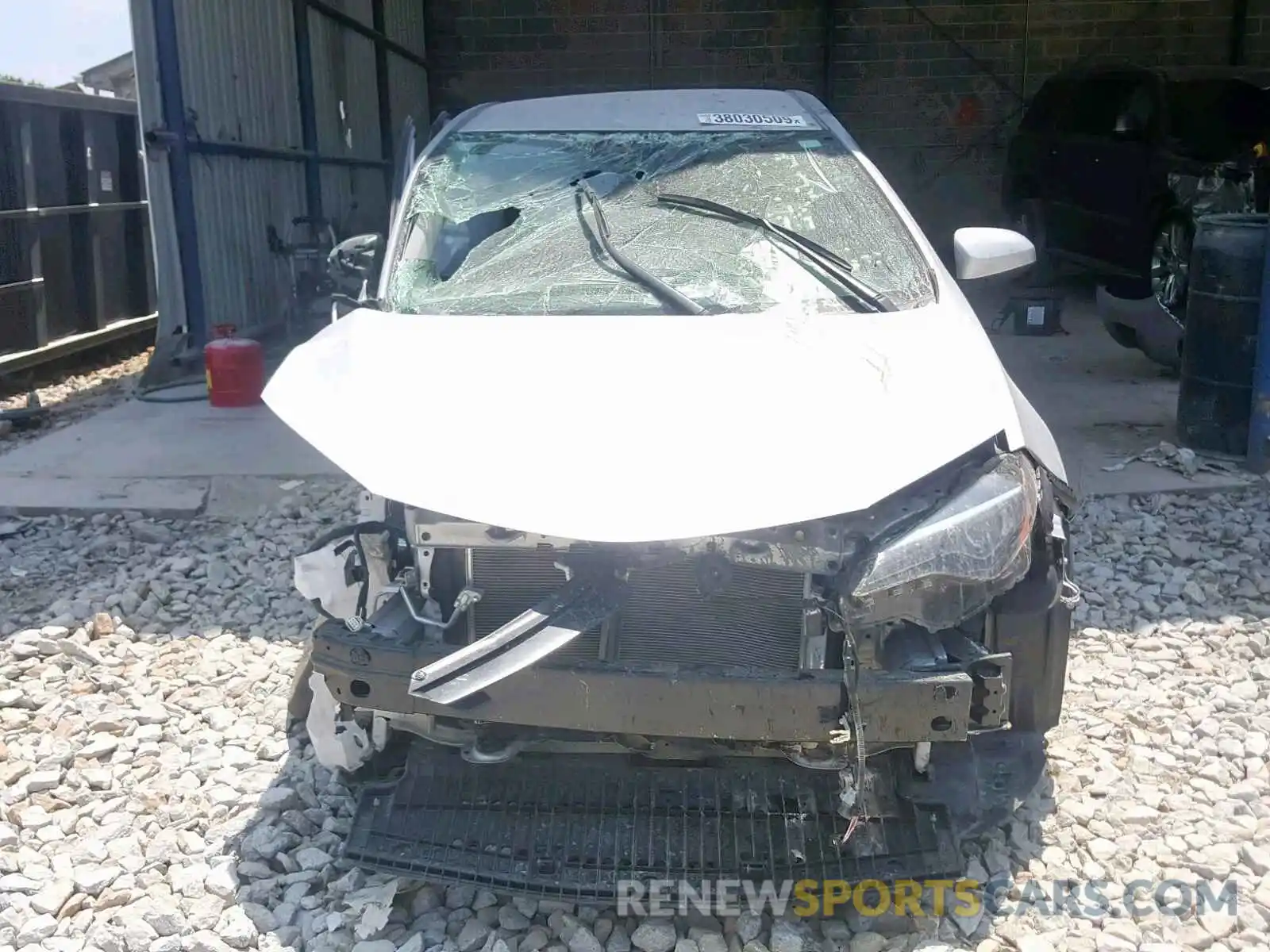 9 Photograph of a damaged car 2T1BURHE6KC163102 TOYOTA COROLLA 2019