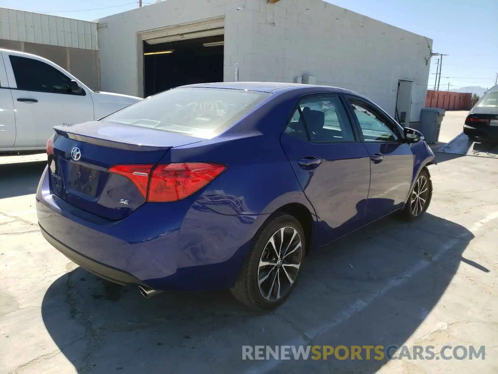 4 Photograph of a damaged car 2T1BURHE6KC163861 TOYOTA COROLLA 2019