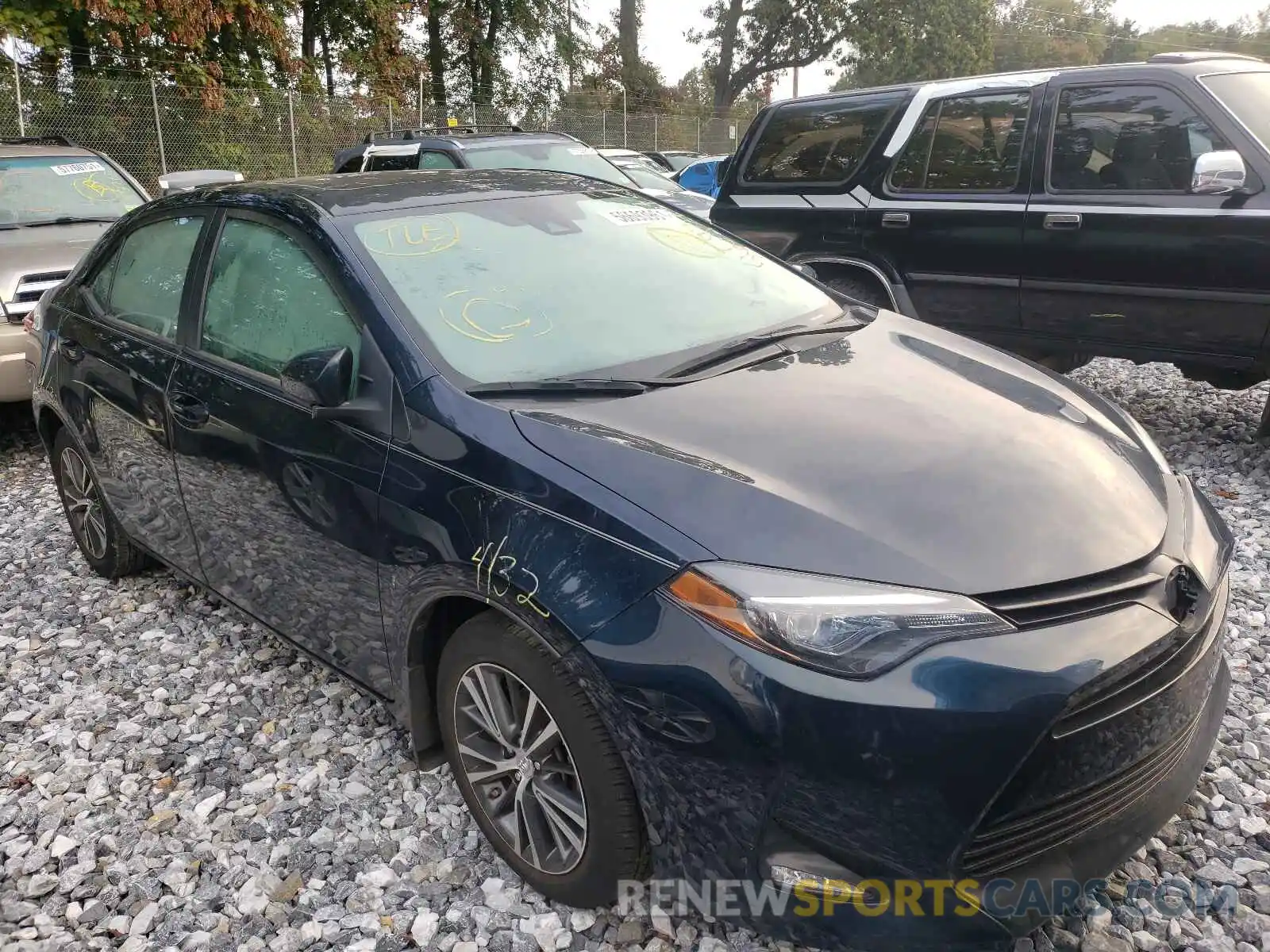 1 Photograph of a damaged car 2T1BURHE6KC164184 TOYOTA COROLLA 2019