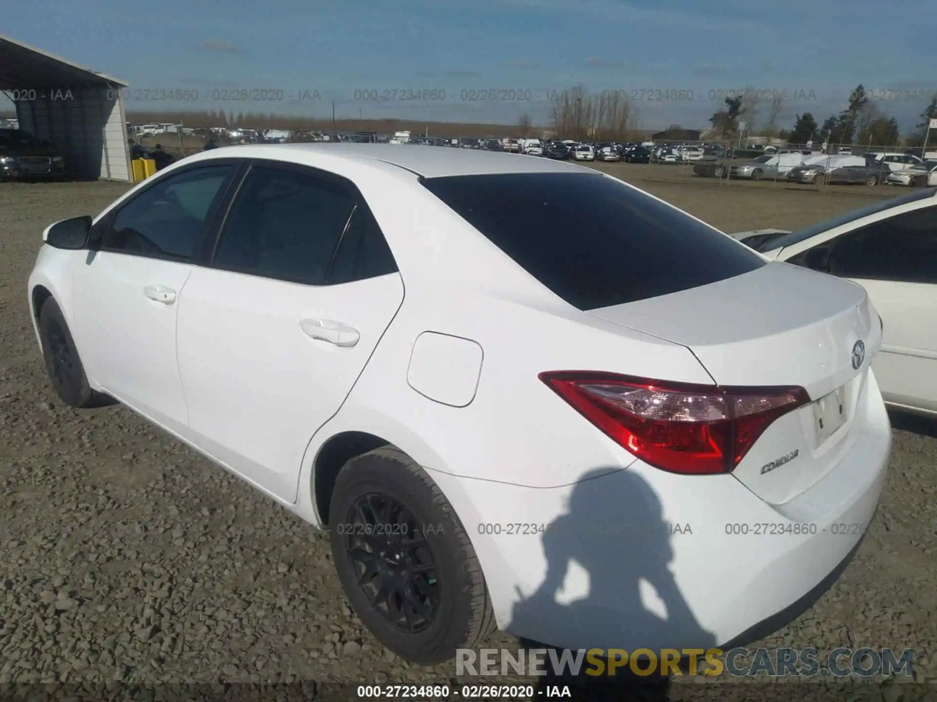 3 Photograph of a damaged car 2T1BURHE6KC165352 TOYOTA COROLLA 2019