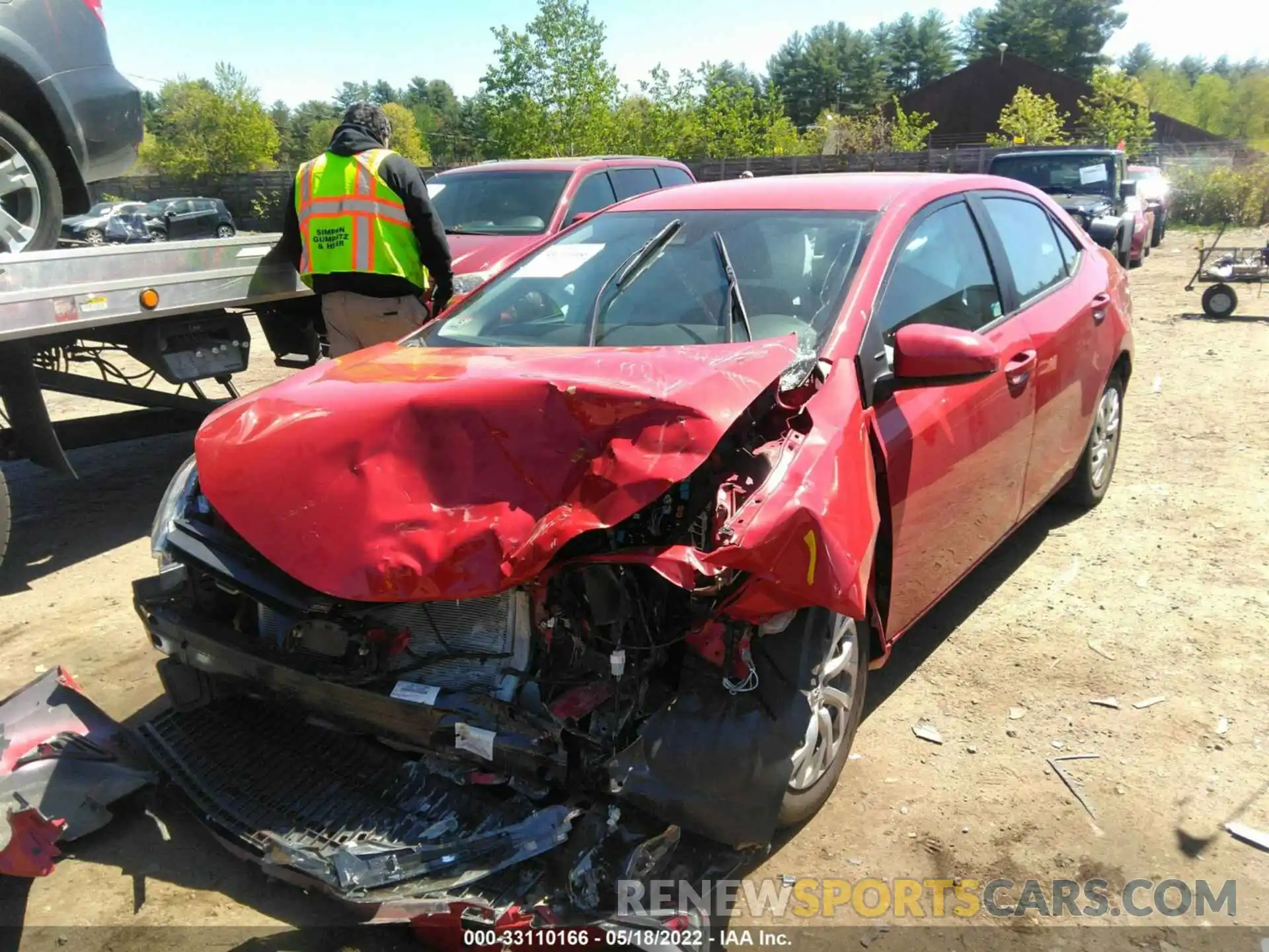 2 Photograph of a damaged car 2T1BURHE6KC165822 TOYOTA COROLLA 2019