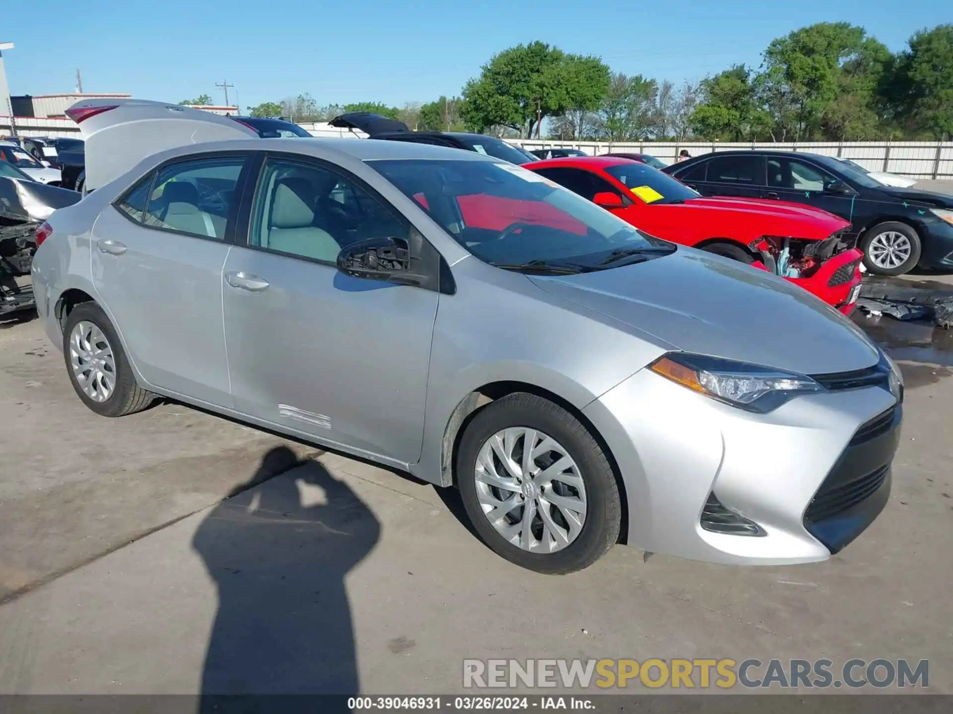 1 Photograph of a damaged car 2T1BURHE6KC166436 TOYOTA COROLLA 2019