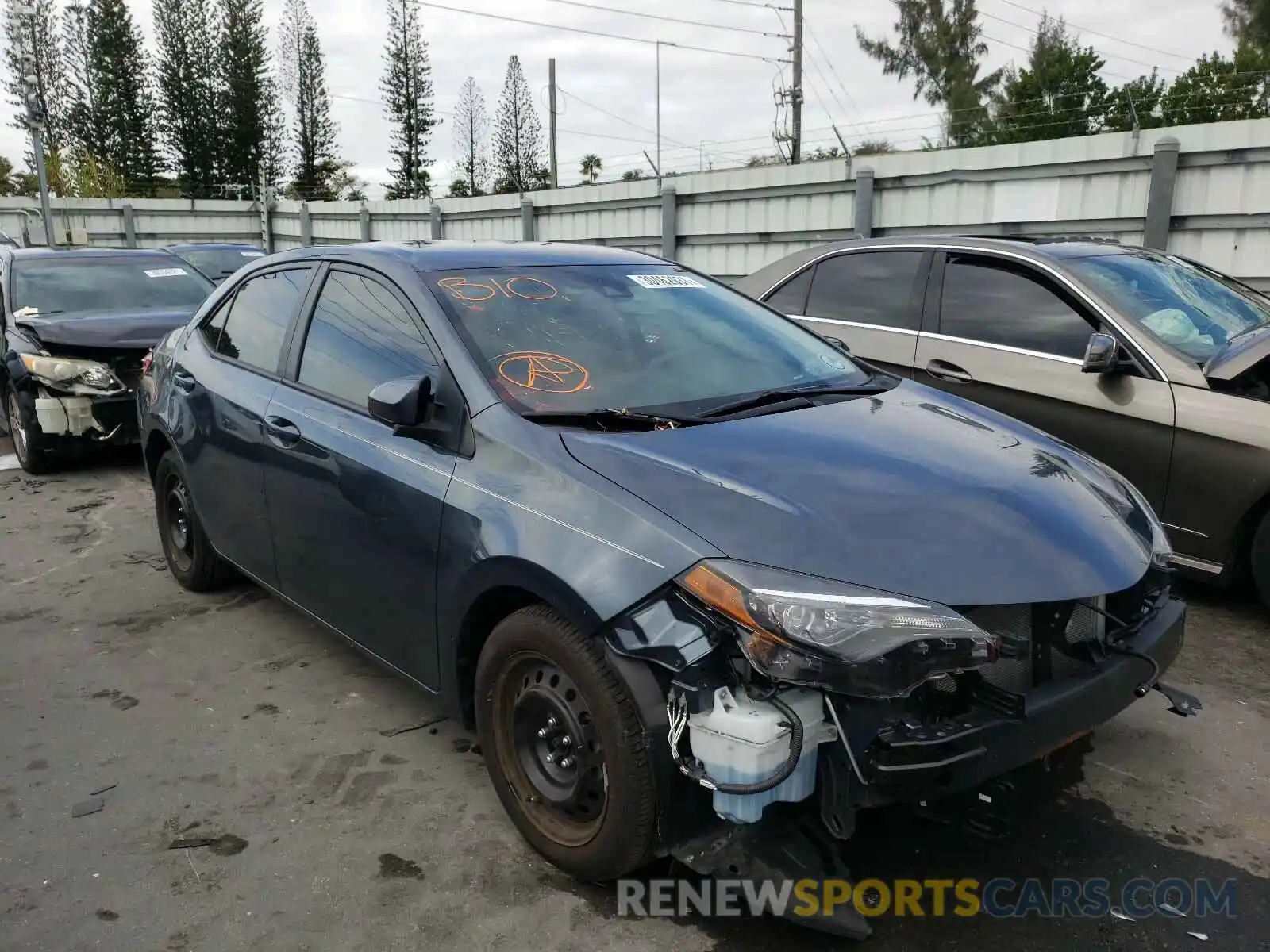 1 Photograph of a damaged car 2T1BURHE6KC168316 TOYOTA COROLLA 2019