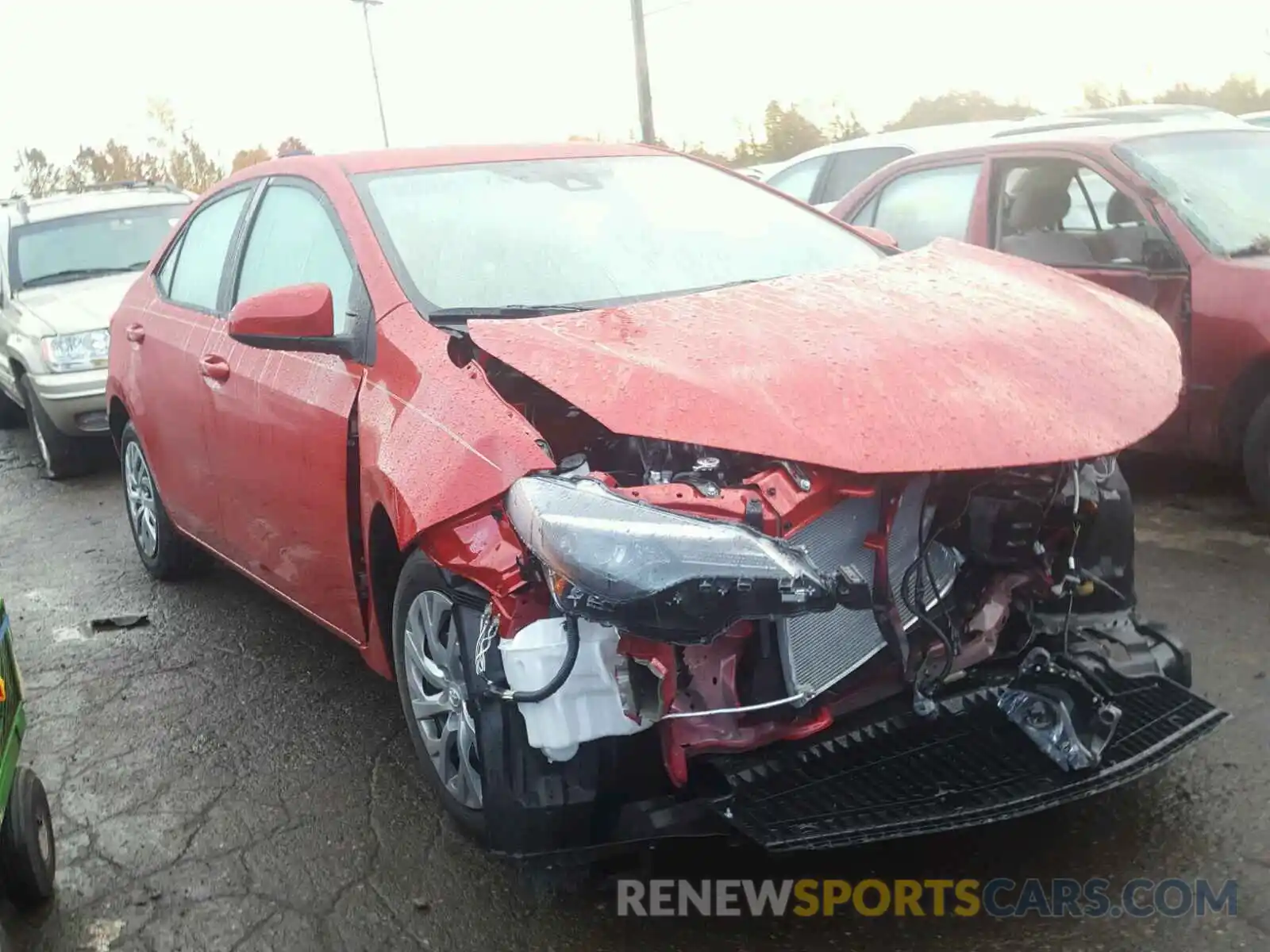 1 Photograph of a damaged car 2T1BURHE6KC168543 TOYOTA COROLLA 2019