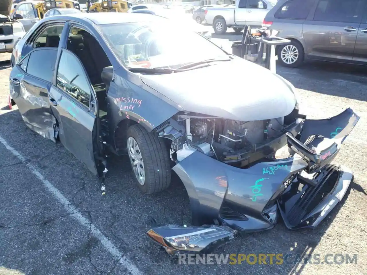 1 Photograph of a damaged car 2T1BURHE6KC168610 TOYOTA COROLLA 2019