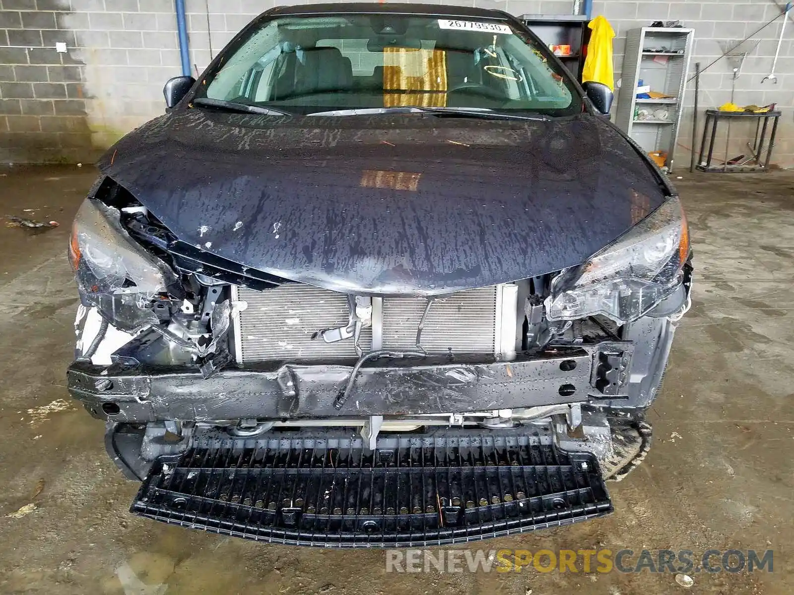 9 Photograph of a damaged car 2T1BURHE6KC169112 TOYOTA COROLLA 2019