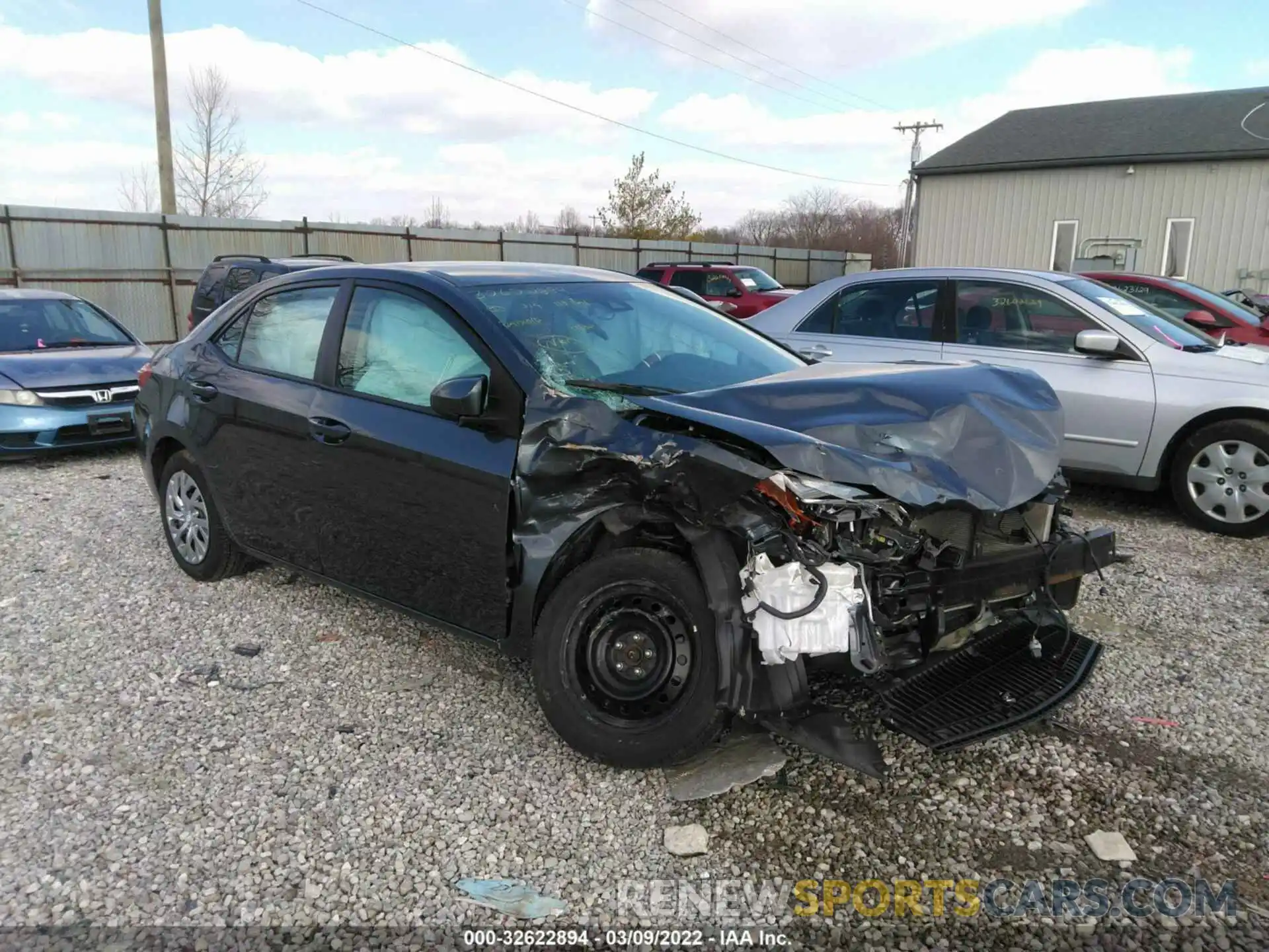 1 Photograph of a damaged car 2T1BURHE6KC169207 TOYOTA COROLLA 2019