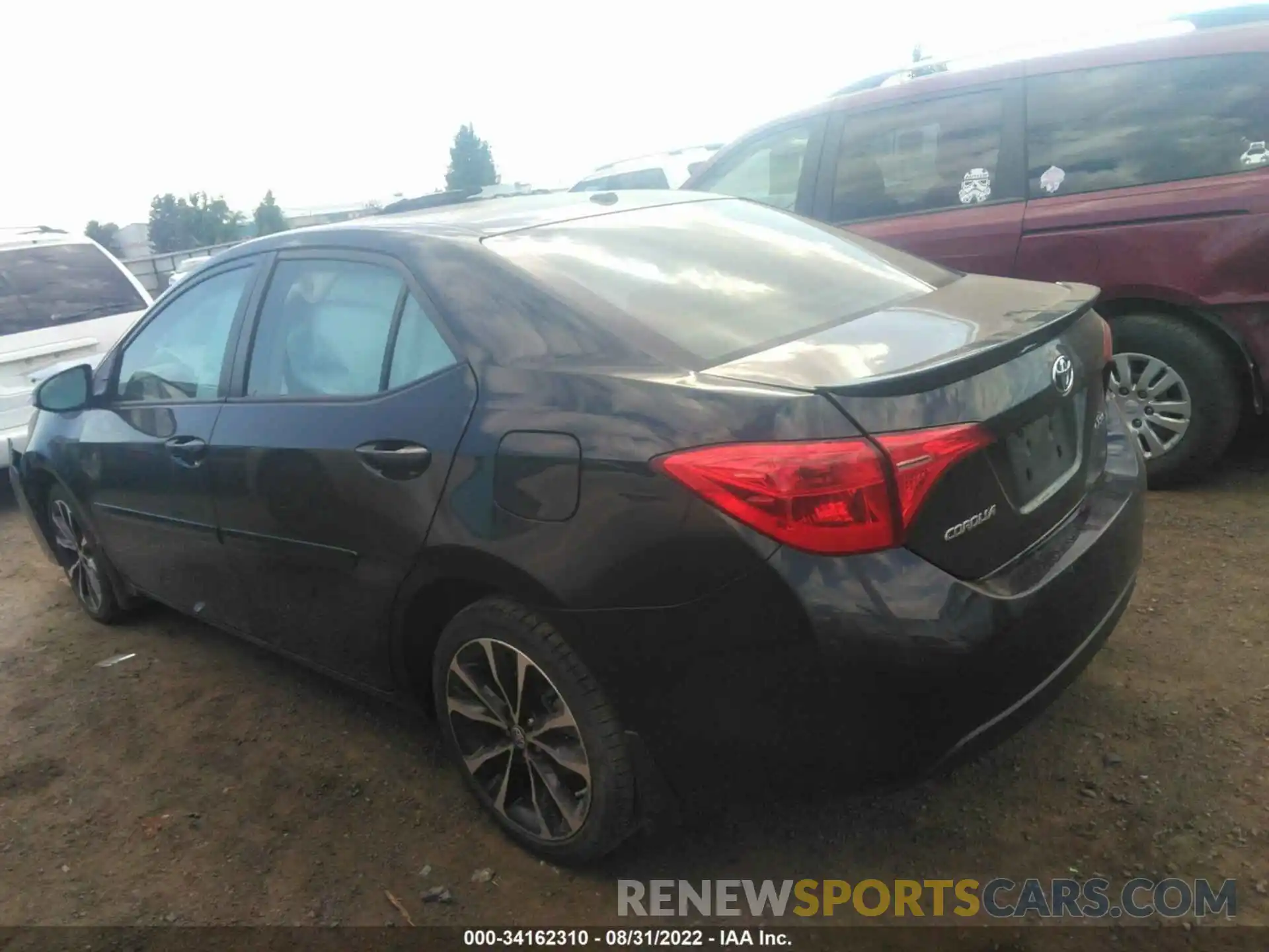 3 Photograph of a damaged car 2T1BURHE6KC171491 TOYOTA COROLLA 2019