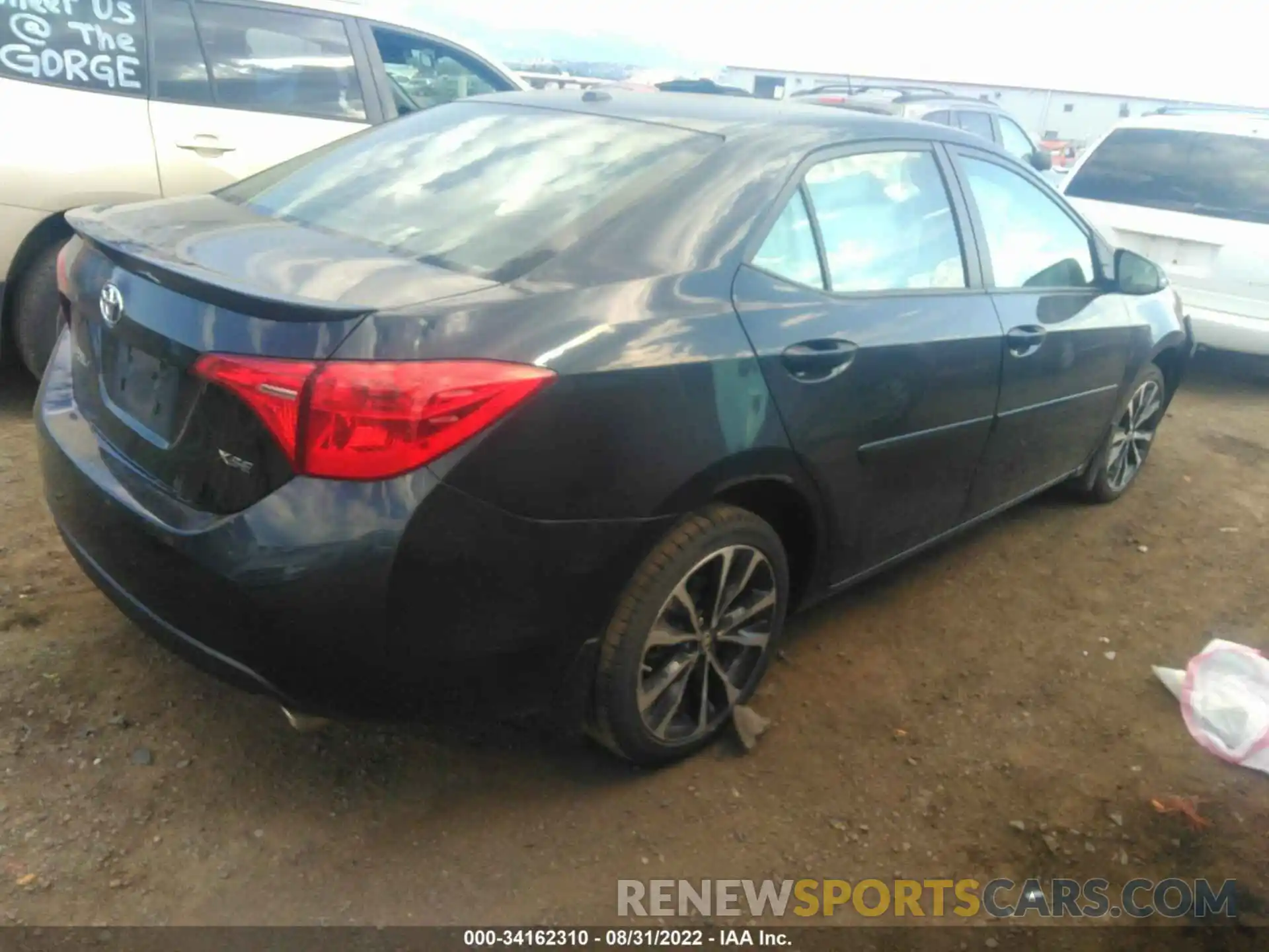 4 Photograph of a damaged car 2T1BURHE6KC171491 TOYOTA COROLLA 2019