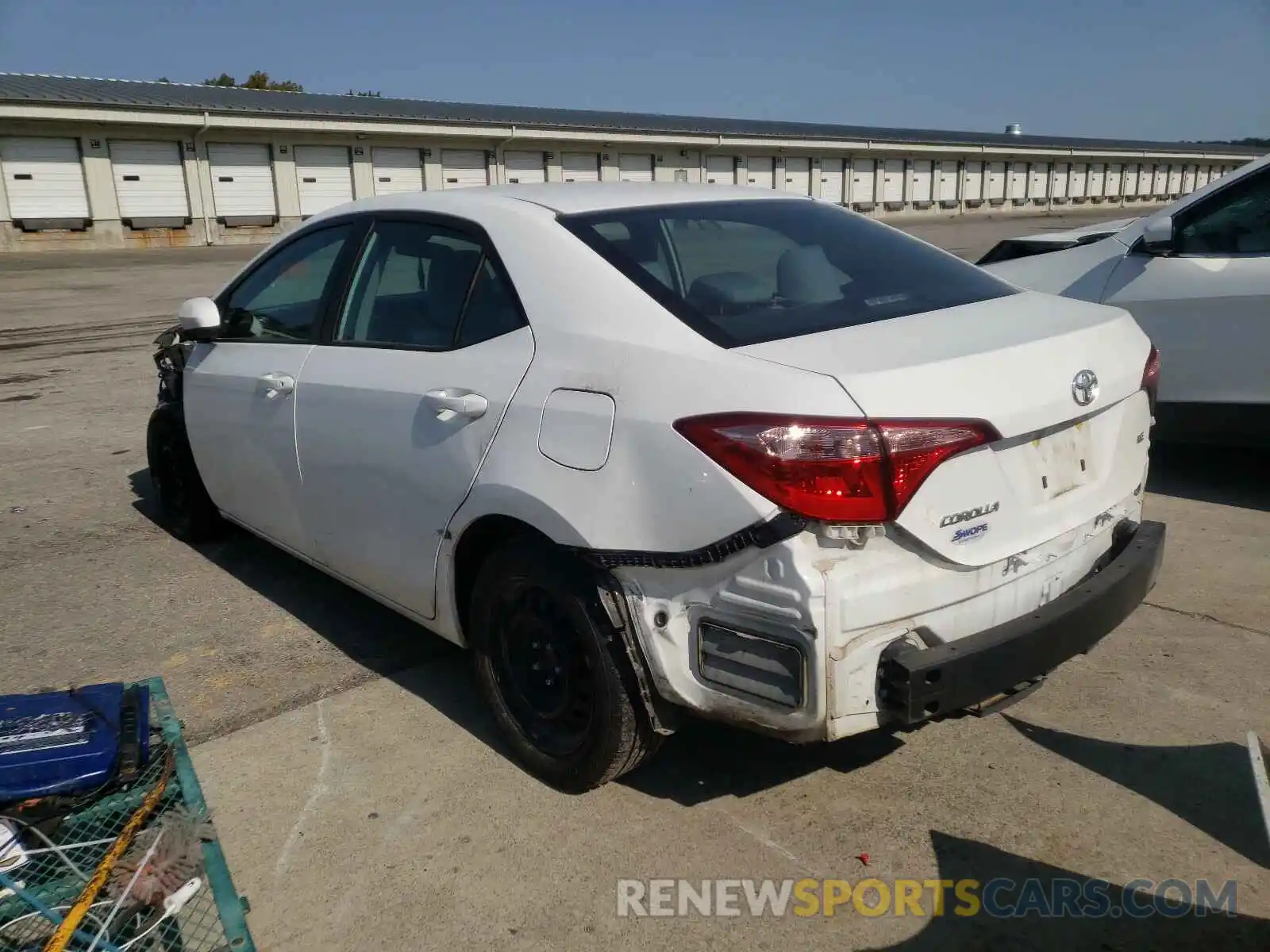 3 Photograph of a damaged car 2T1BURHE6KC172043 TOYOTA COROLLA 2019