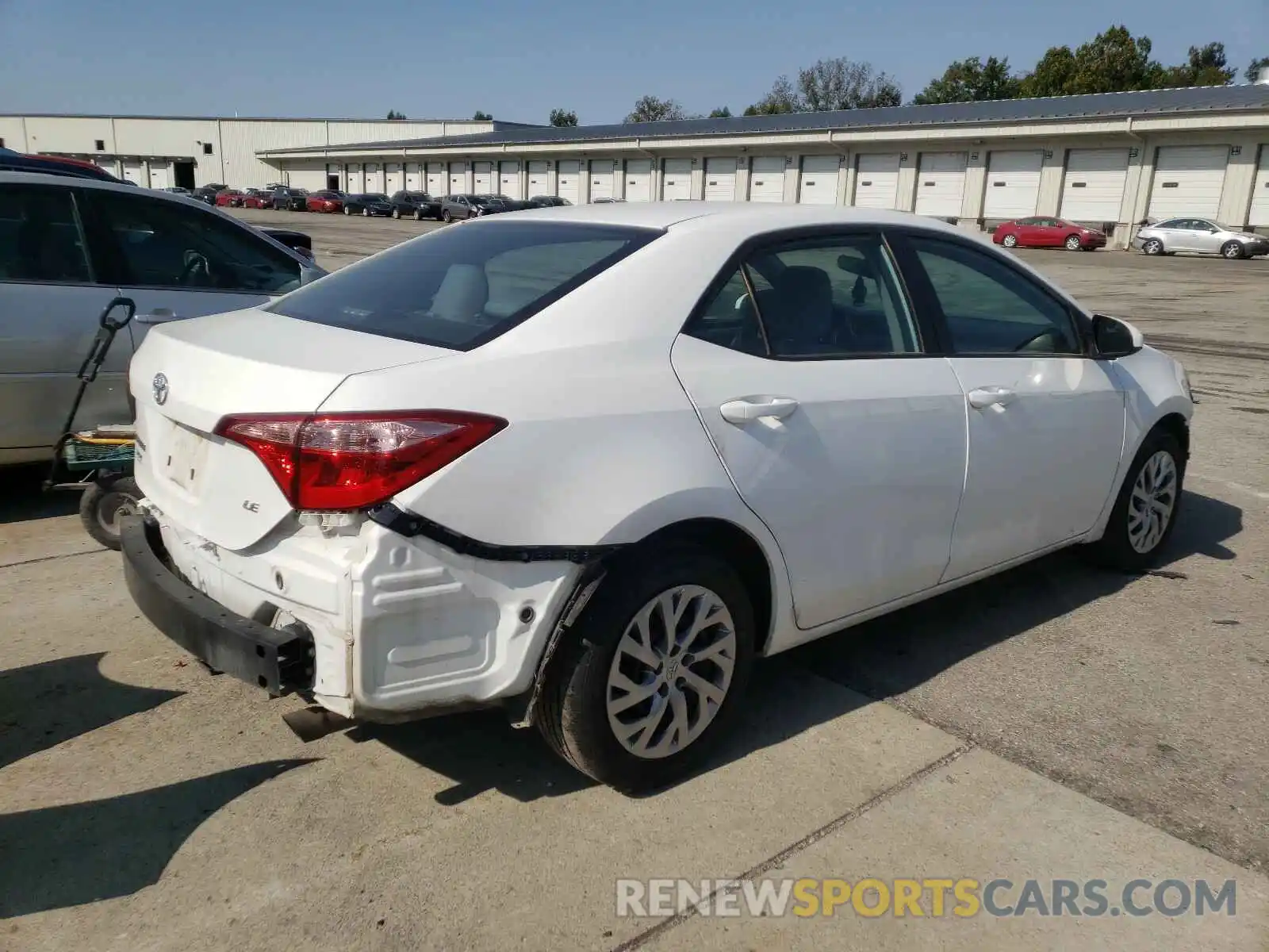 4 Photograph of a damaged car 2T1BURHE6KC172043 TOYOTA COROLLA 2019