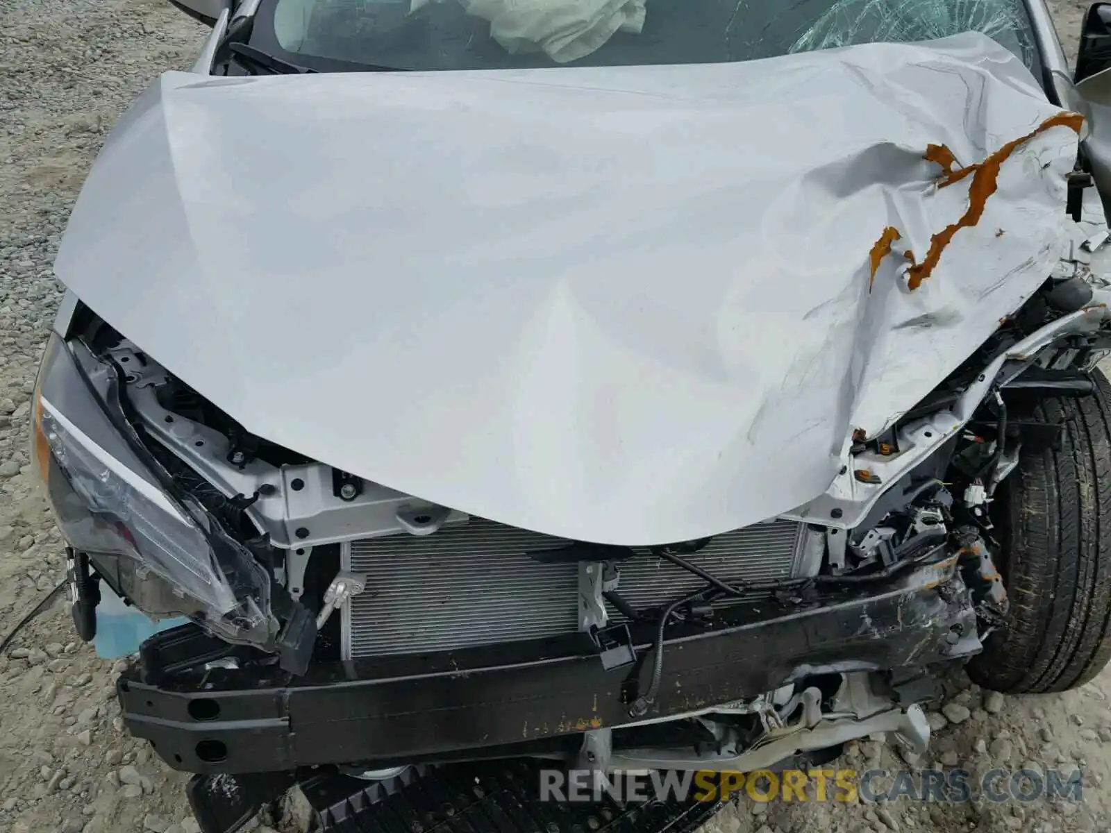 7 Photograph of a damaged car 2T1BURHE6KC172060 TOYOTA COROLLA 2019