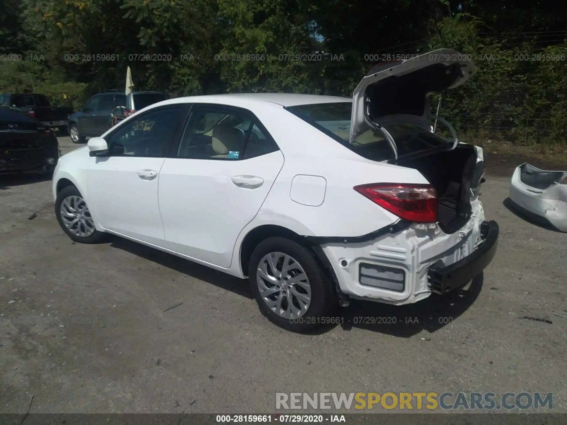 3 Photograph of a damaged car 2T1BURHE6KC172527 TOYOTA COROLLA 2019