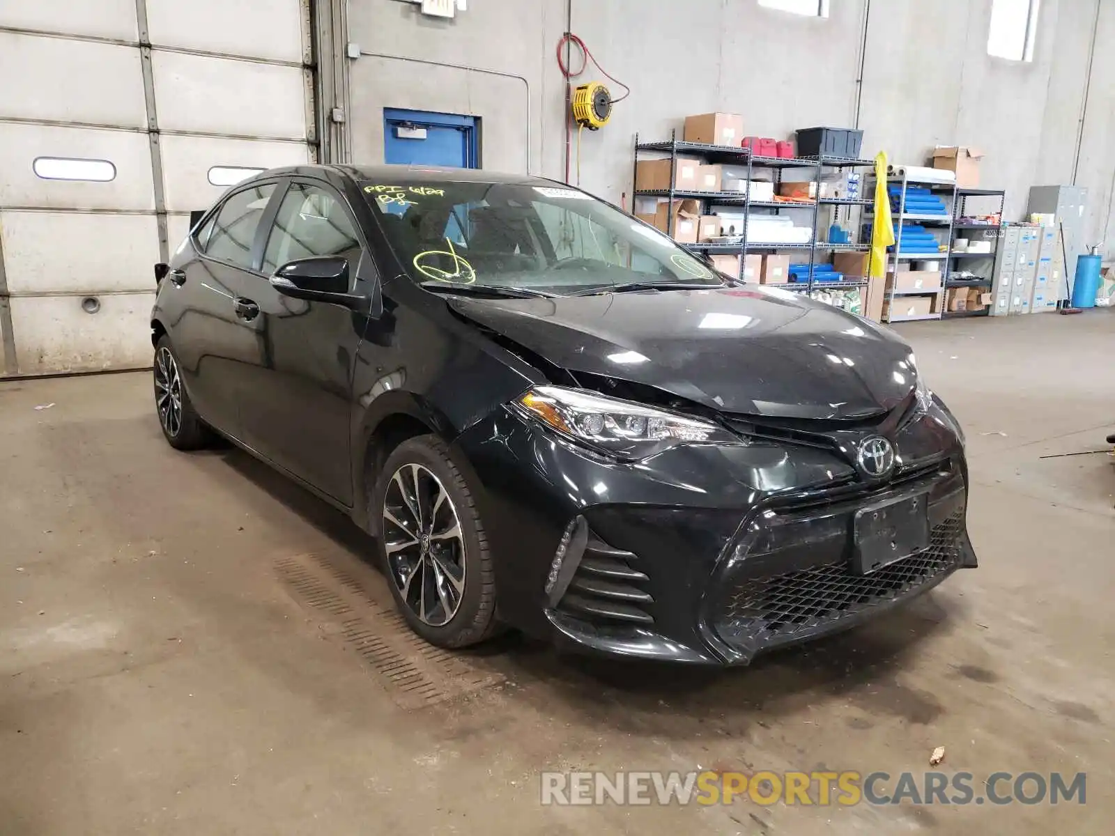 1 Photograph of a damaged car 2T1BURHE6KC174939 TOYOTA COROLLA 2019