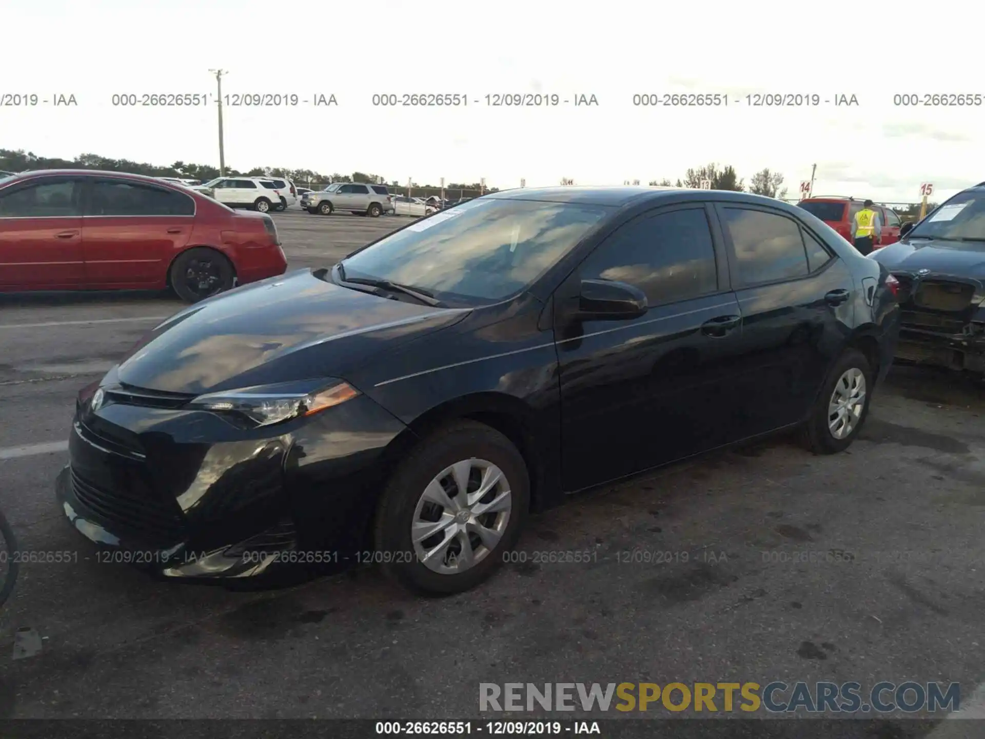 2 Photograph of a damaged car 2T1BURHE6KC175332 TOYOTA COROLLA 2019