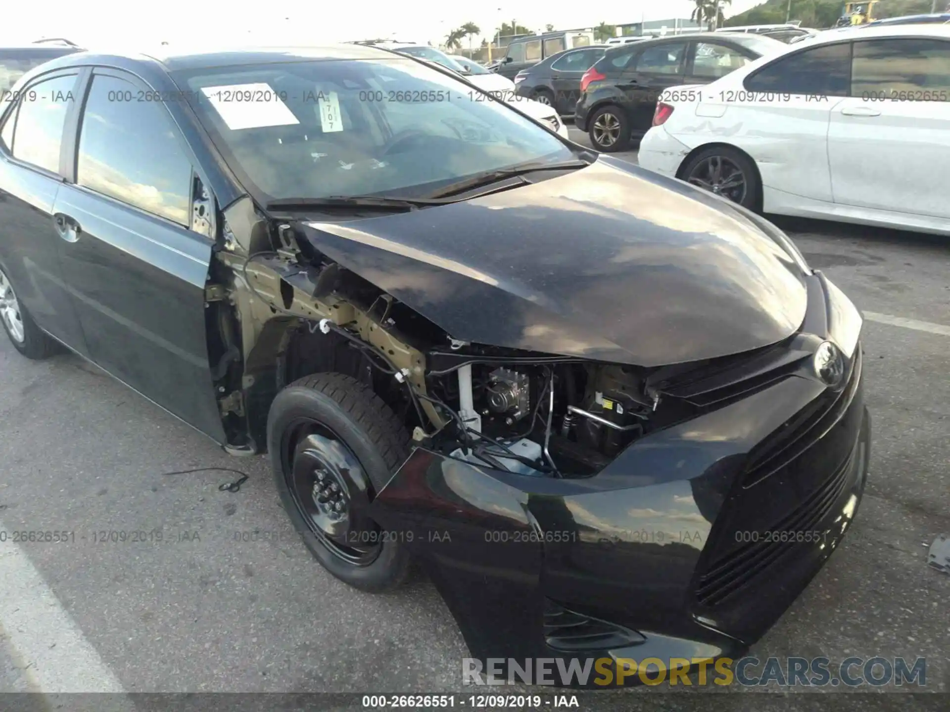 6 Photograph of a damaged car 2T1BURHE6KC175332 TOYOTA COROLLA 2019