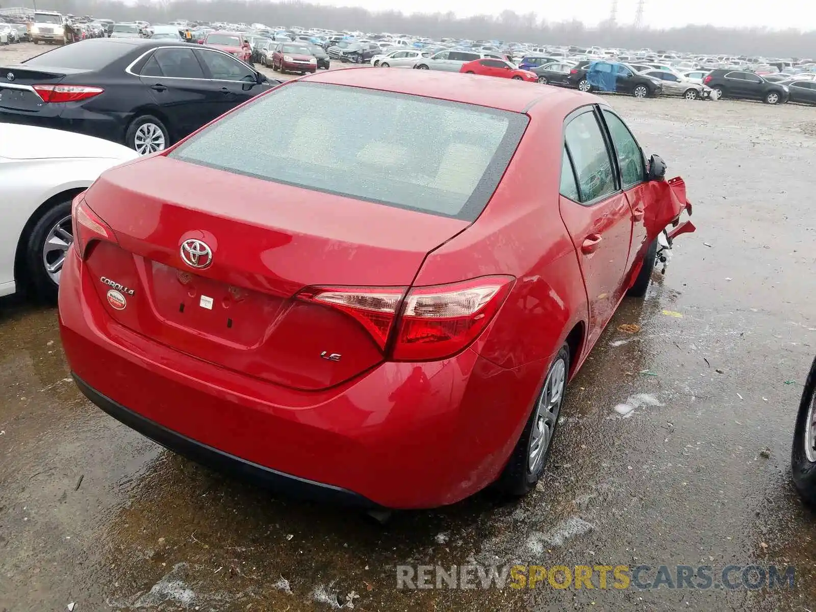 4 Photograph of a damaged car 2T1BURHE6KC175878 TOYOTA COROLLA 2019