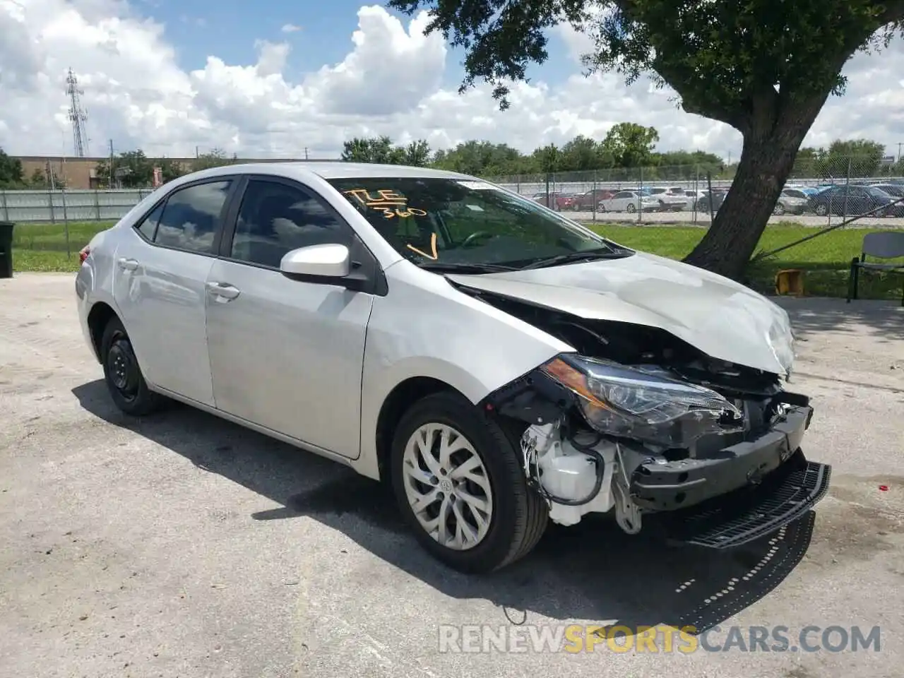 1 Photograph of a damaged car 2T1BURHE6KC176318 TOYOTA COROLLA 2019