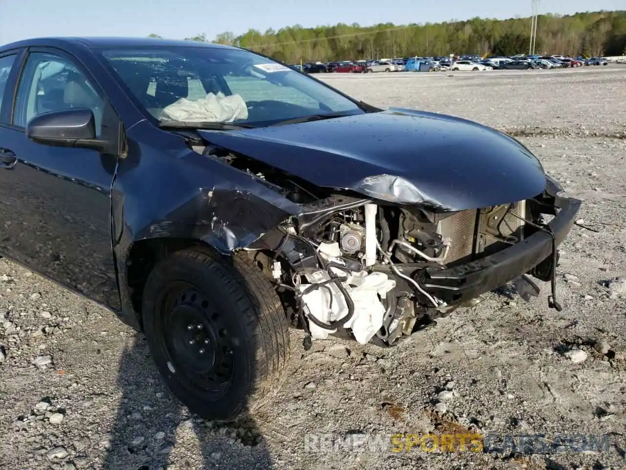 9 Photograph of a damaged car 2T1BURHE6KC176495 TOYOTA COROLLA 2019