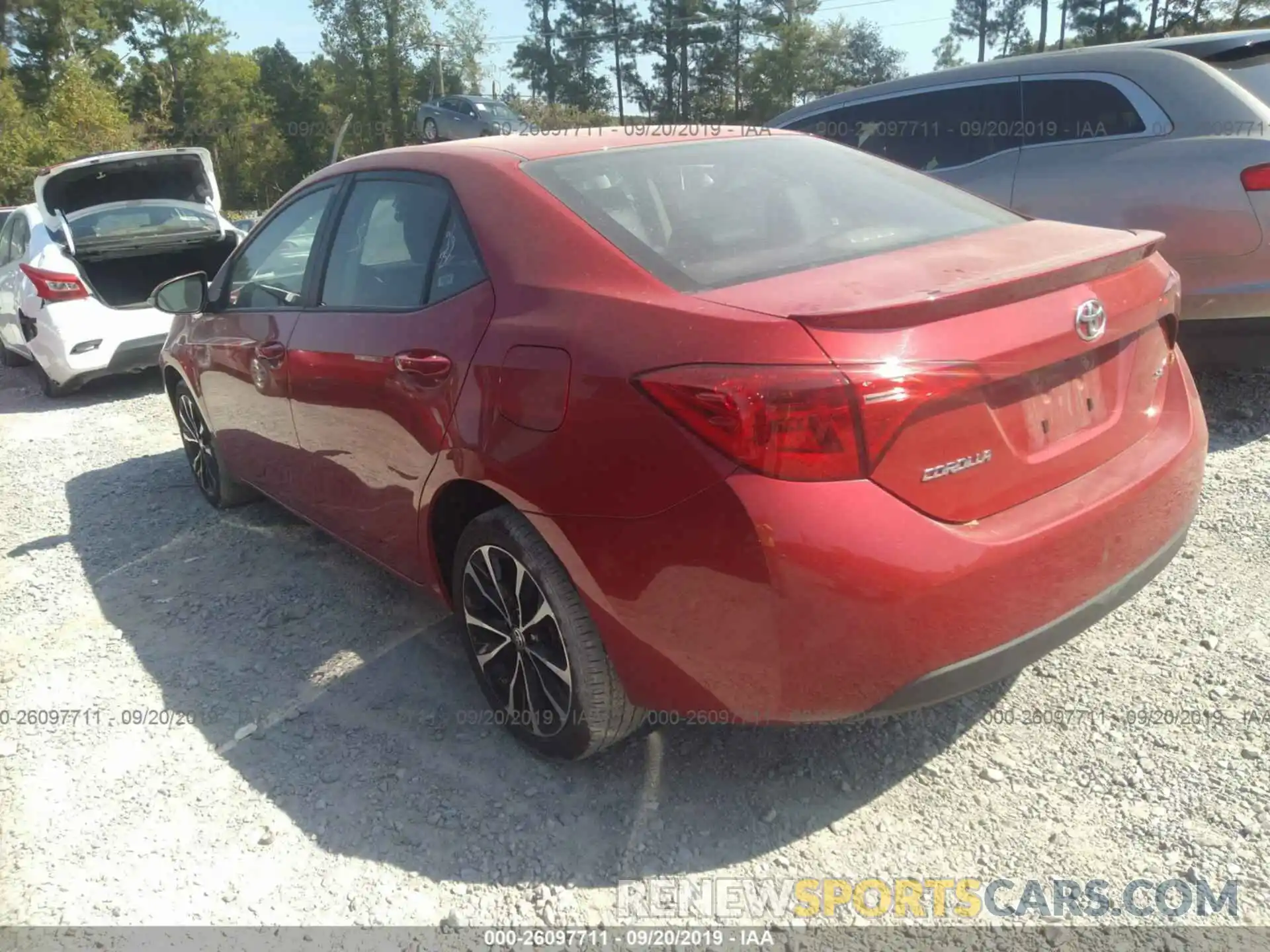 3 Photograph of a damaged car 2T1BURHE6KC176626 TOYOTA COROLLA 2019