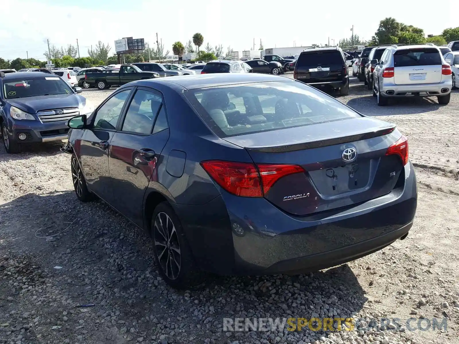 3 Photograph of a damaged car 2T1BURHE6KC177677 TOYOTA COROLLA 2019