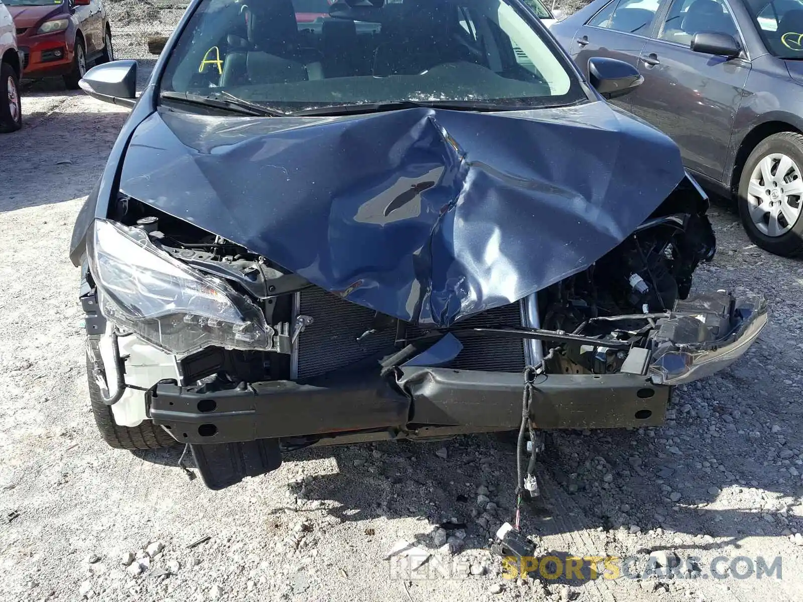 9 Photograph of a damaged car 2T1BURHE6KC177677 TOYOTA COROLLA 2019