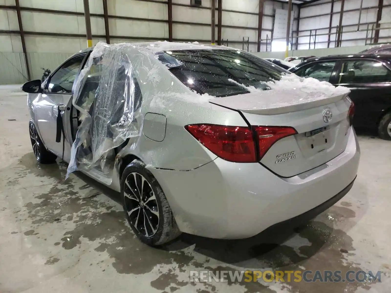 3 Photograph of a damaged car 2T1BURHE6KC178473 TOYOTA COROLLA 2019