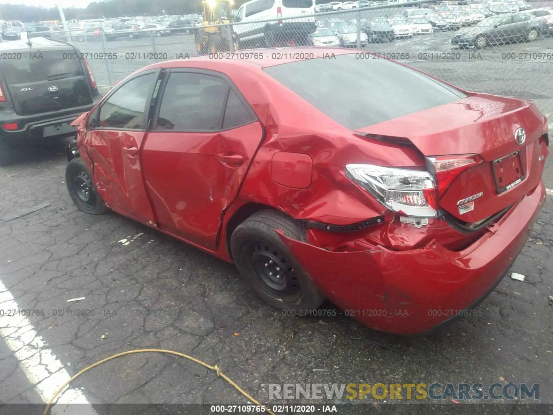 3 Photograph of a damaged car 2T1BURHE6KC178490 TOYOTA COROLLA 2019