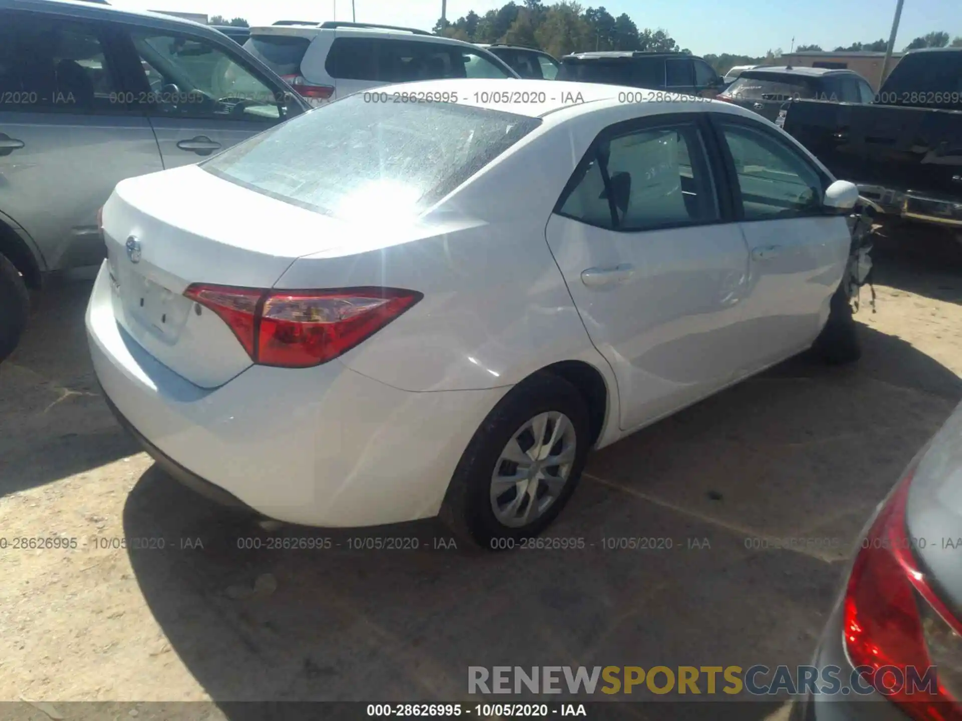 4 Photograph of a damaged car 2T1BURHE6KC179784 TOYOTA COROLLA 2019