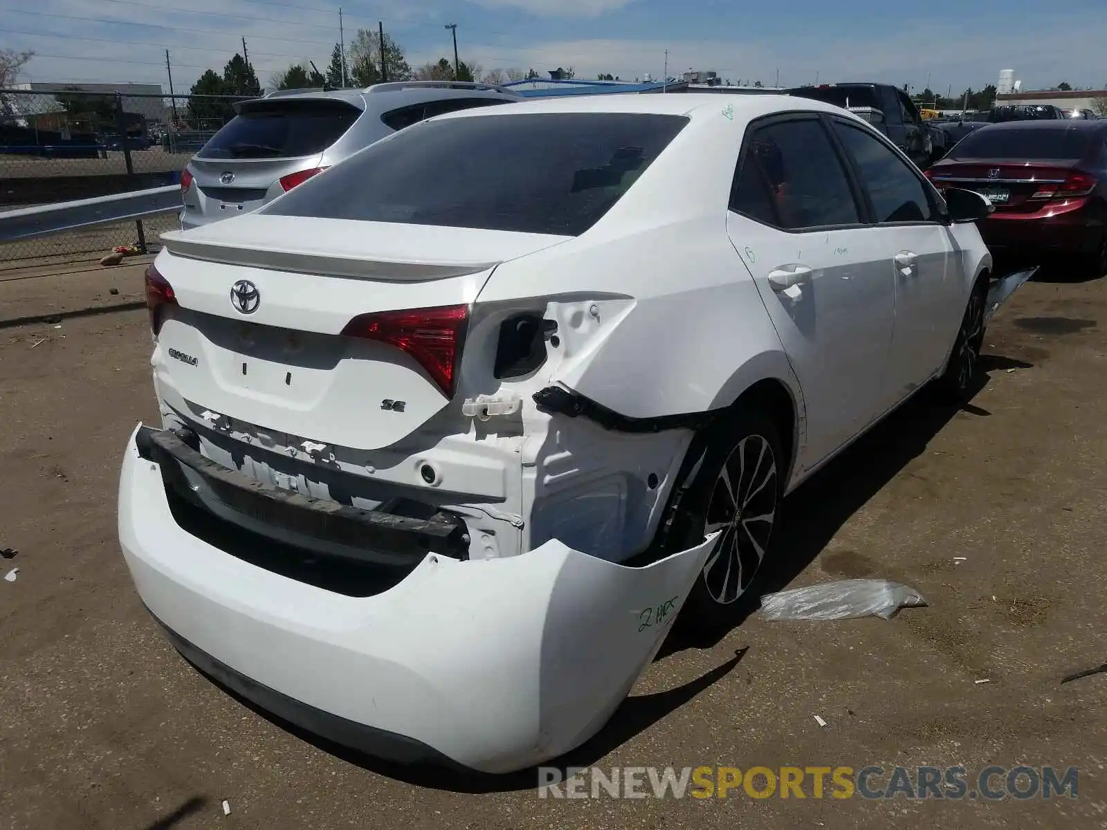 4 Photograph of a damaged car 2T1BURHE6KC180899 TOYOTA COROLLA 2019